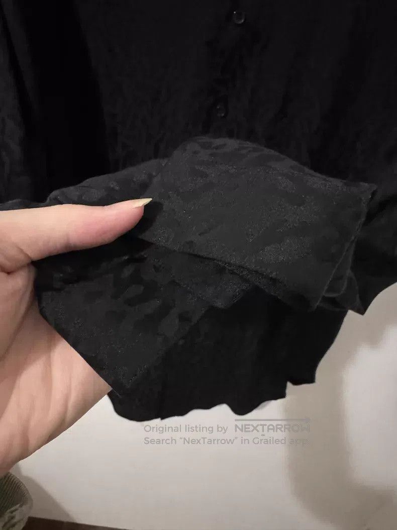 Saint Laurent Paris Saint Laurent Paris Mulberry Silk Dark Pattern Thorn Print Size XS / US 0-2 / IT 36-38 - 5 Thumbnail