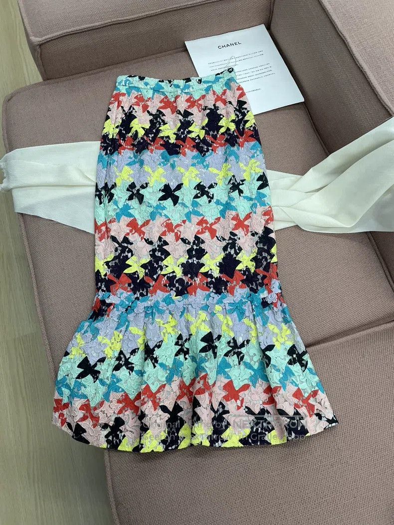 Chanel Chanel Cuban series colorful skirt Size 42" / US 20 - 3 Thumbnail