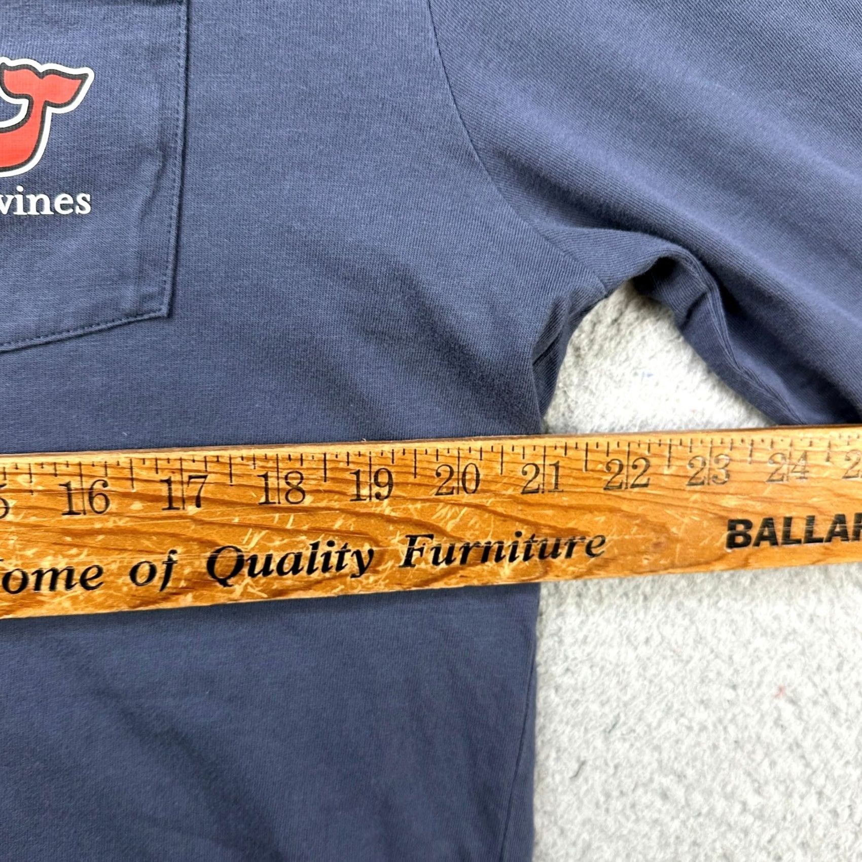Vineyard Vines Vineyard Vines Mens T-Shirt Long Sleeve Blue Pocket Whale Logo Crew Neck Cotton Basic Tee Size US M / EU 48-50 / 2 - 6 Thumbnail
