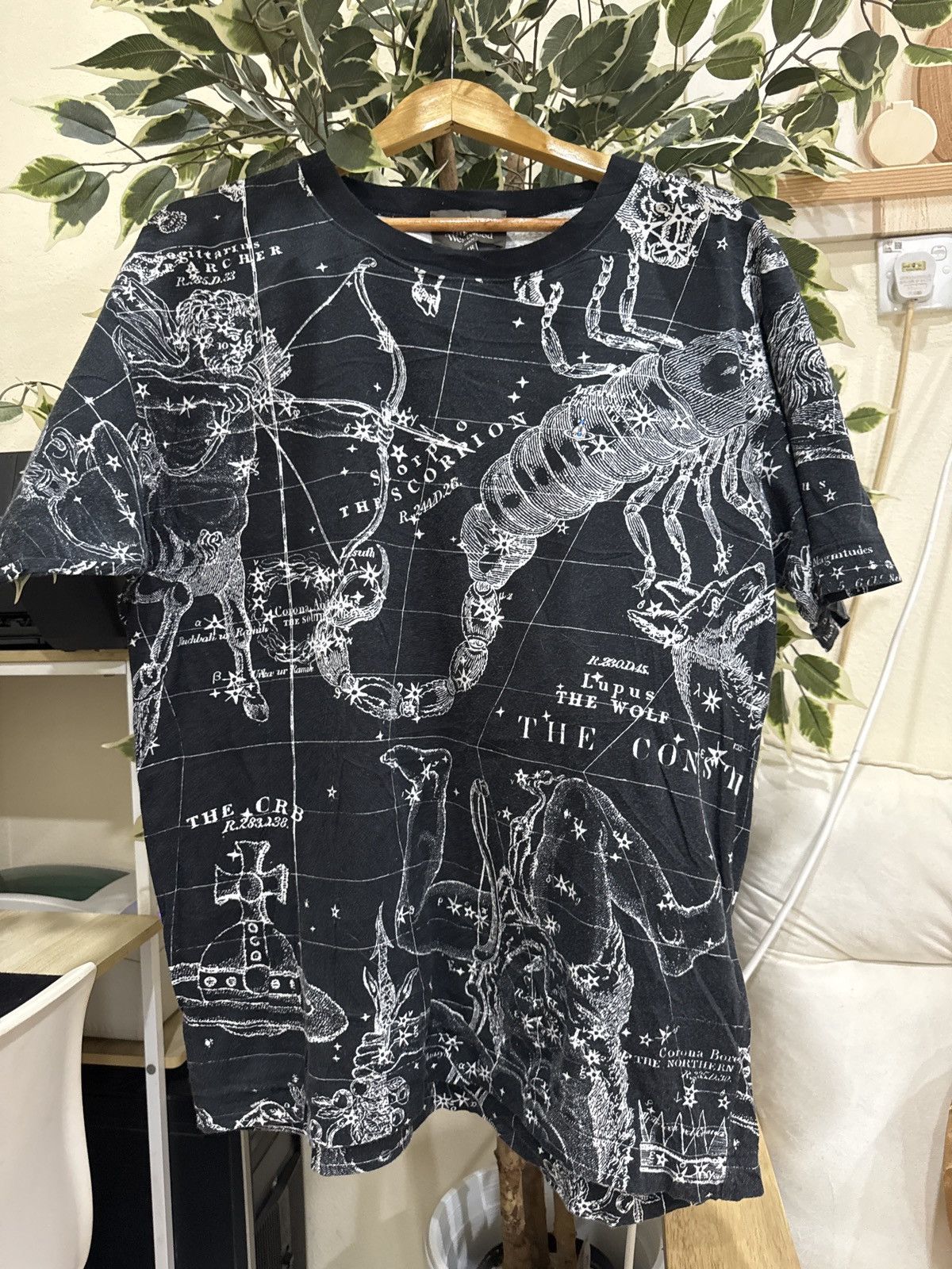 Vivienne Westwood Vivienne Westwood CONSTELLATION Size US L / EU 52-54 / 3 - 4 Thumbnail
