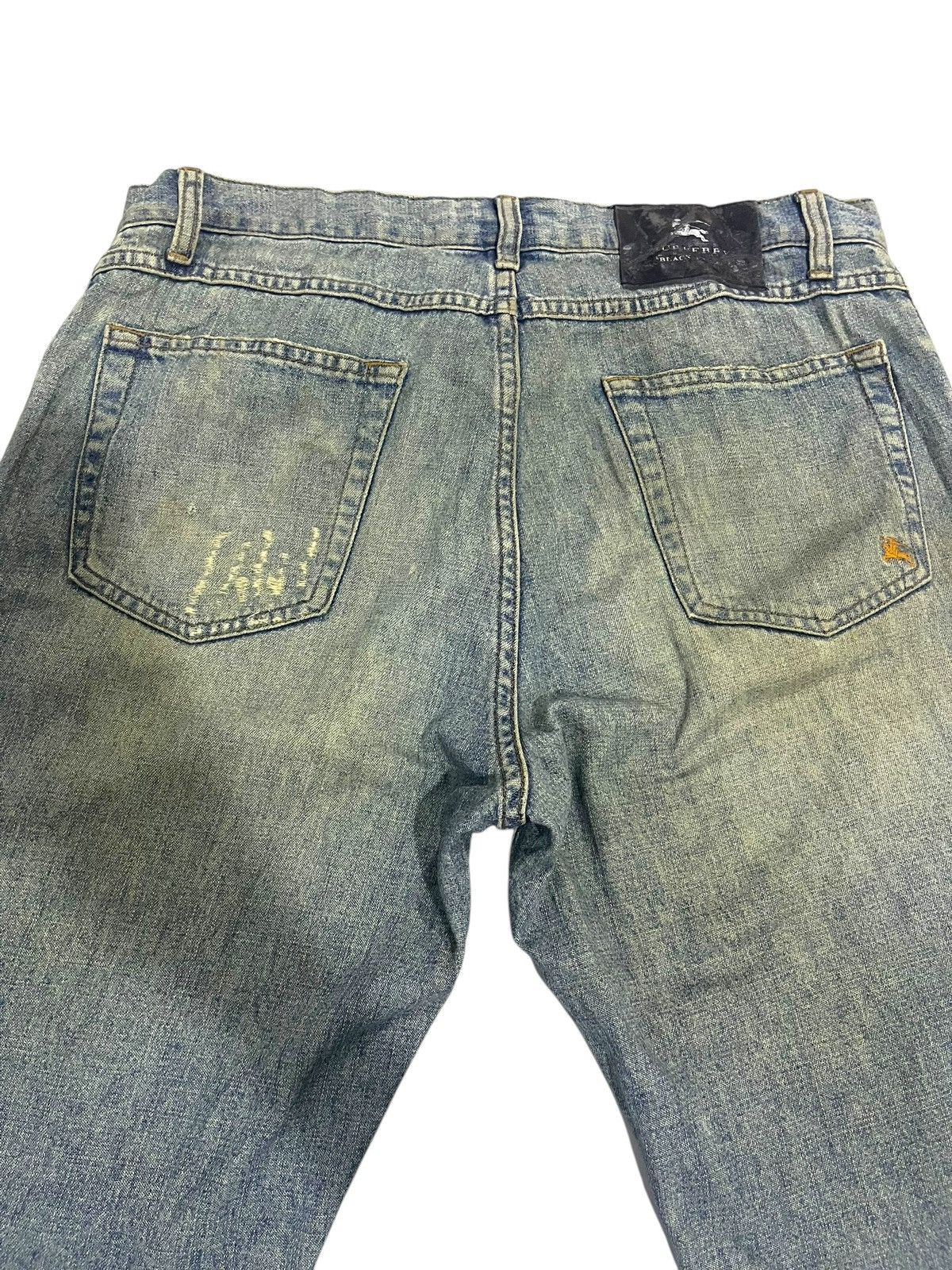 If Six Was Nine × Japanese Brand × Le Grande Bleu (L.G.B.) VINTAGE BURBERRY RUSTY BLUE WASH DISTRESSED DENIM Size US 32 / EU 48 - 12 Thumbnail