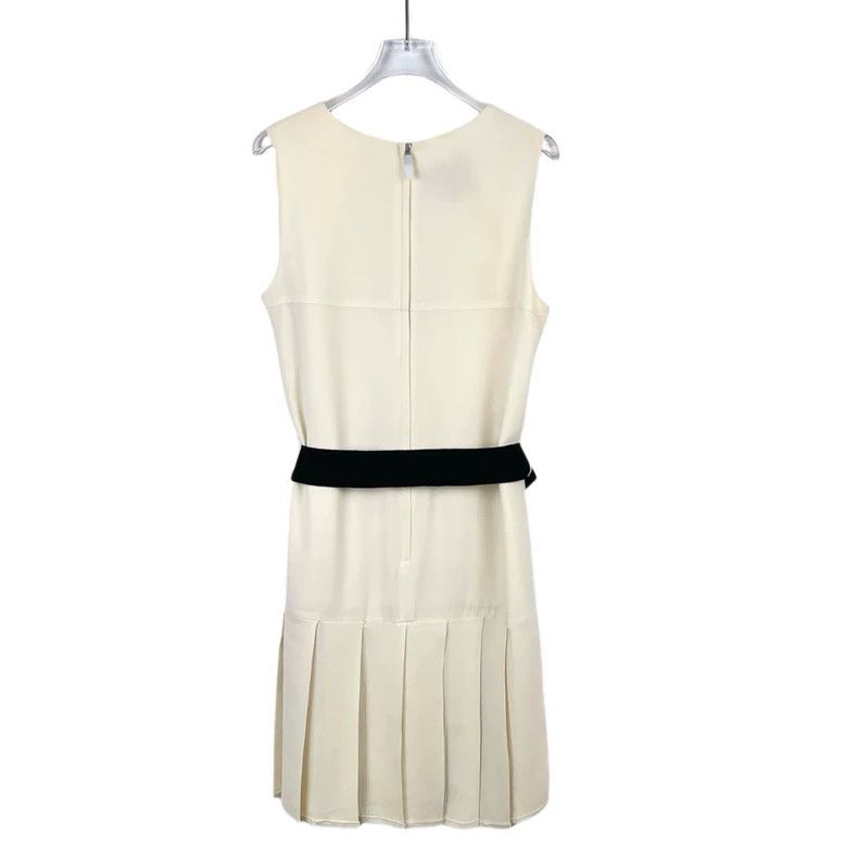 Gucci GucciBeige round-neck belt sleeveless dress Size M / US 6-8 / IT 42-44 - 2 Thumbnail