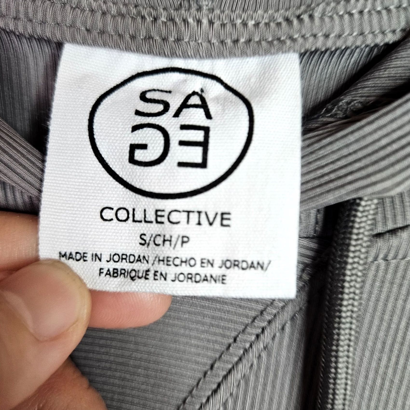 Vintage SAGE Women's Grey Lightweight Long Sleeve Hoodie Shirt SAGE Family Logo Pullover Regular Fit All Seasons Size S / US 4 / IT 40 - 3 Thumbnail