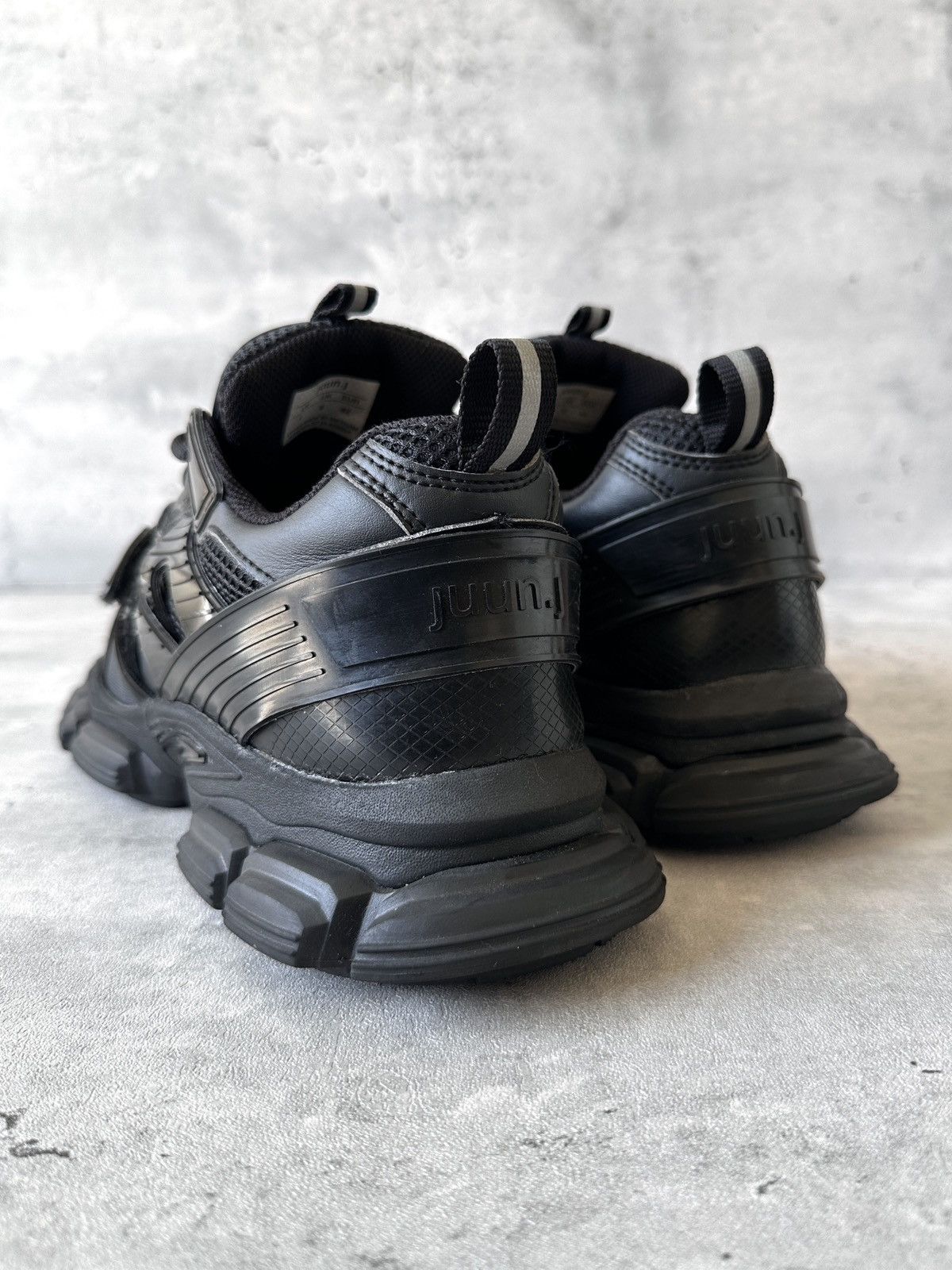 Juun.J SS20 VELCRO STRAP TECHNICAL RUNNERS Size US 9 / EU 42 - 18 Thumbnail