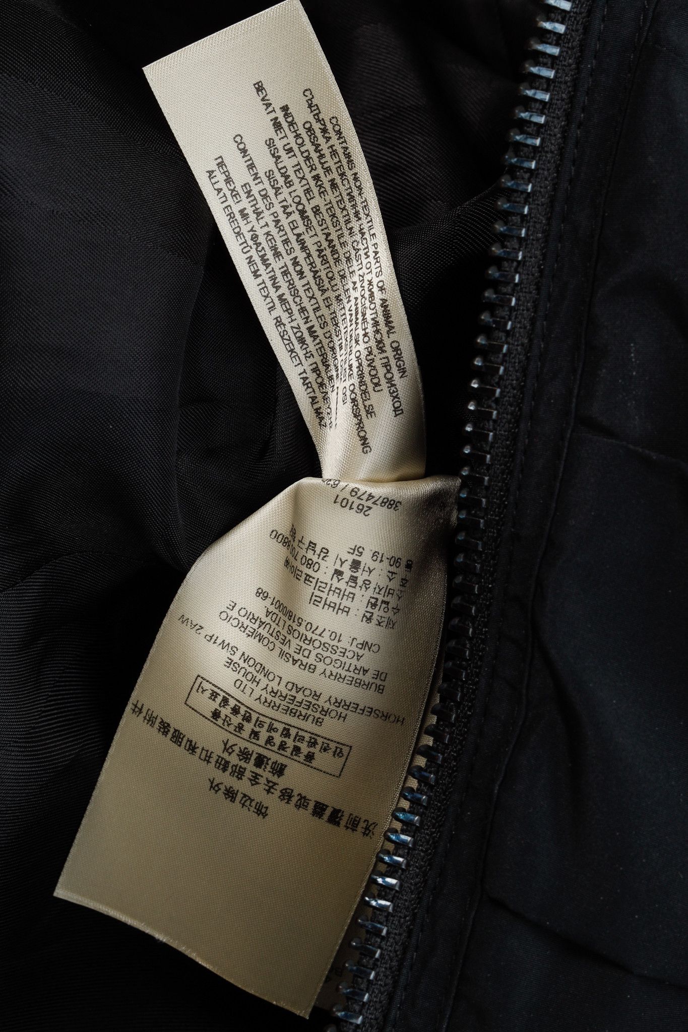 Burberry Burberry Roemead Black Allover Ruched Zip Coat Size M / US 6-8 / IT 42-44 - 11 Thumbnail