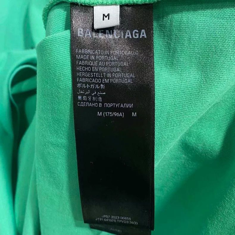 Balenciaga Balenciaga Mint Coke Short Sleeve Size US M / EU 48-50 / 2 - 3 Thumbnail