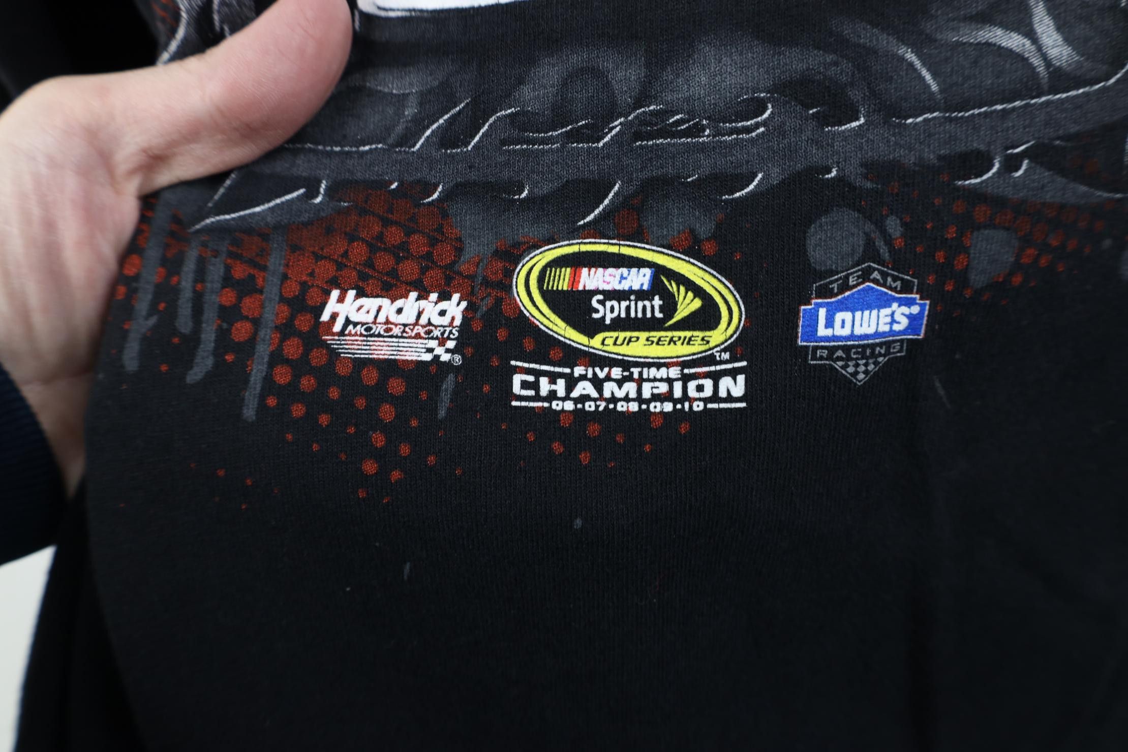 Vintage Vintage Y2K NASCAR Champ Jimmie Johnson Long Sleeve T-Shirt Size US XXL / EU 58 / 5 - 6 Thumbnail