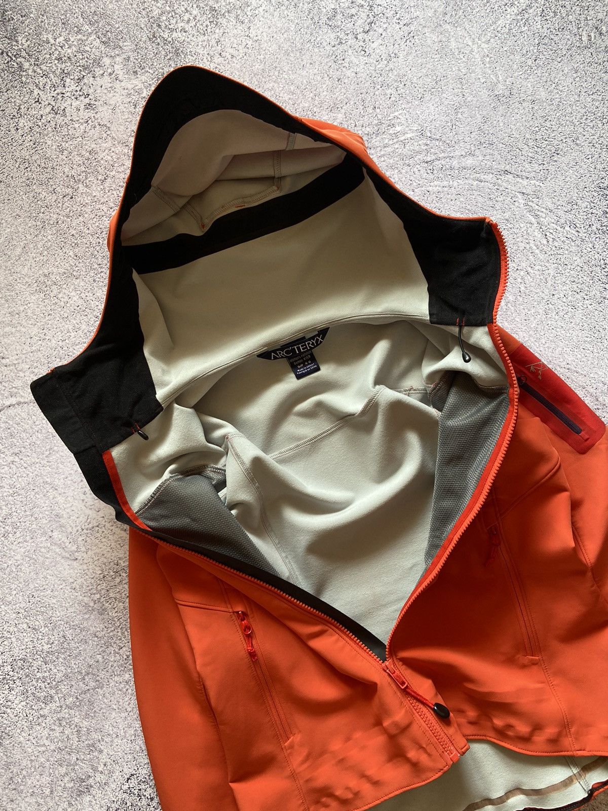 Arc'teryx Vintage Arcteryx Wonen’s Softshell Jacket Windstorm Size S / US 4 / IT 40 - 7 Thumbnail