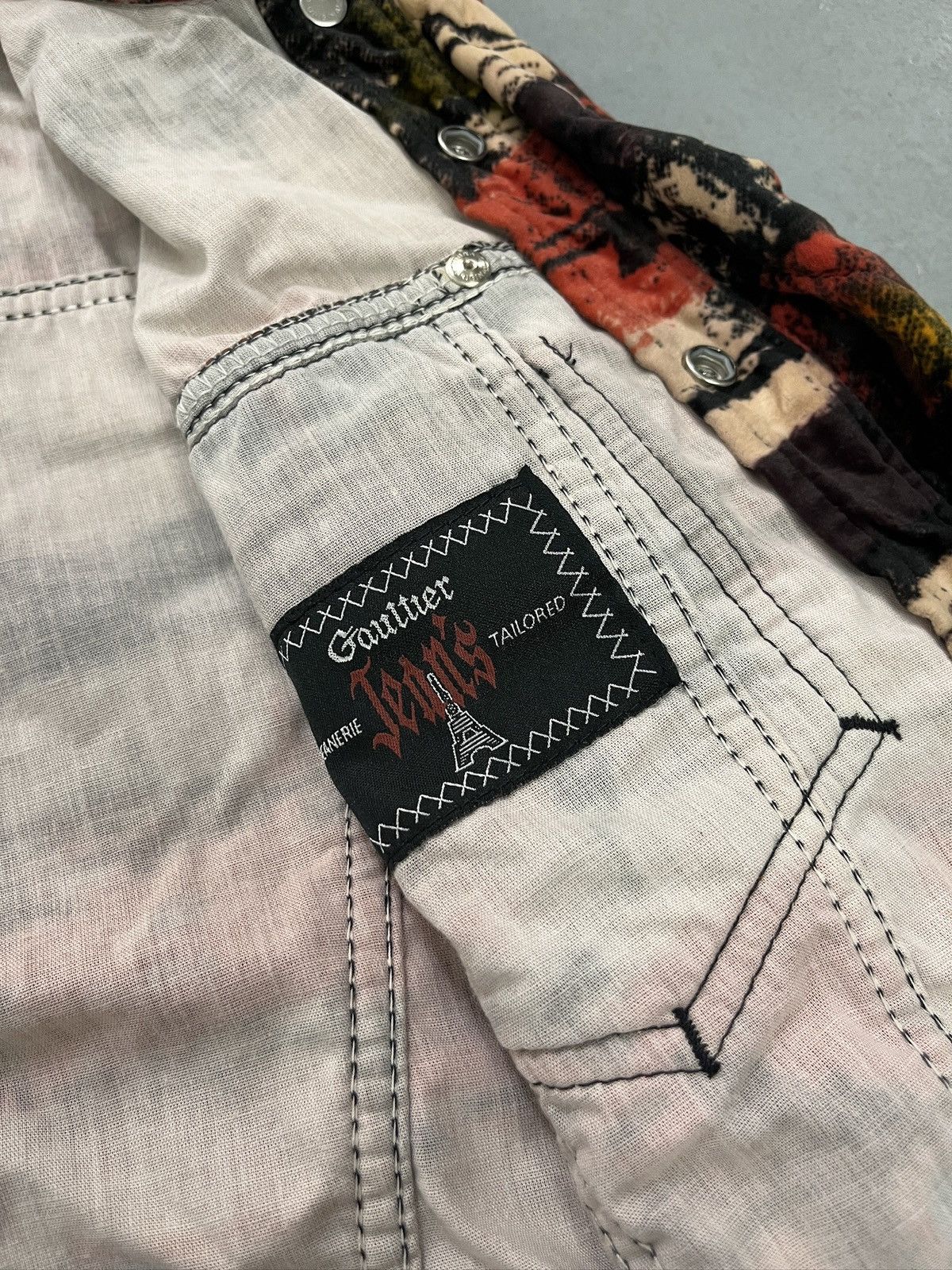 Jean Paul Gaultier Jean Paul Gaultier Velvet Cropped Abstract Print Jacket Size S / US 4 / IT 40 - 8 Thumbnail