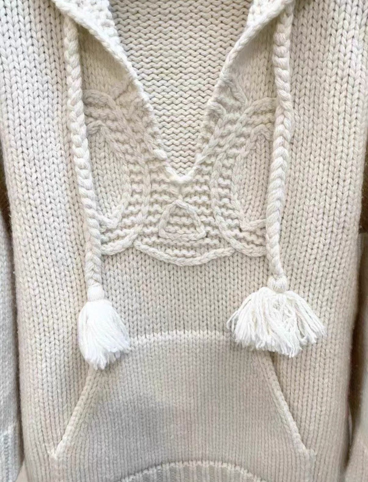 Celine Celine Stylish white large logo wool hooded knit sweater J33 Size S / US 4 / IT 40 - 3 Thumbnail