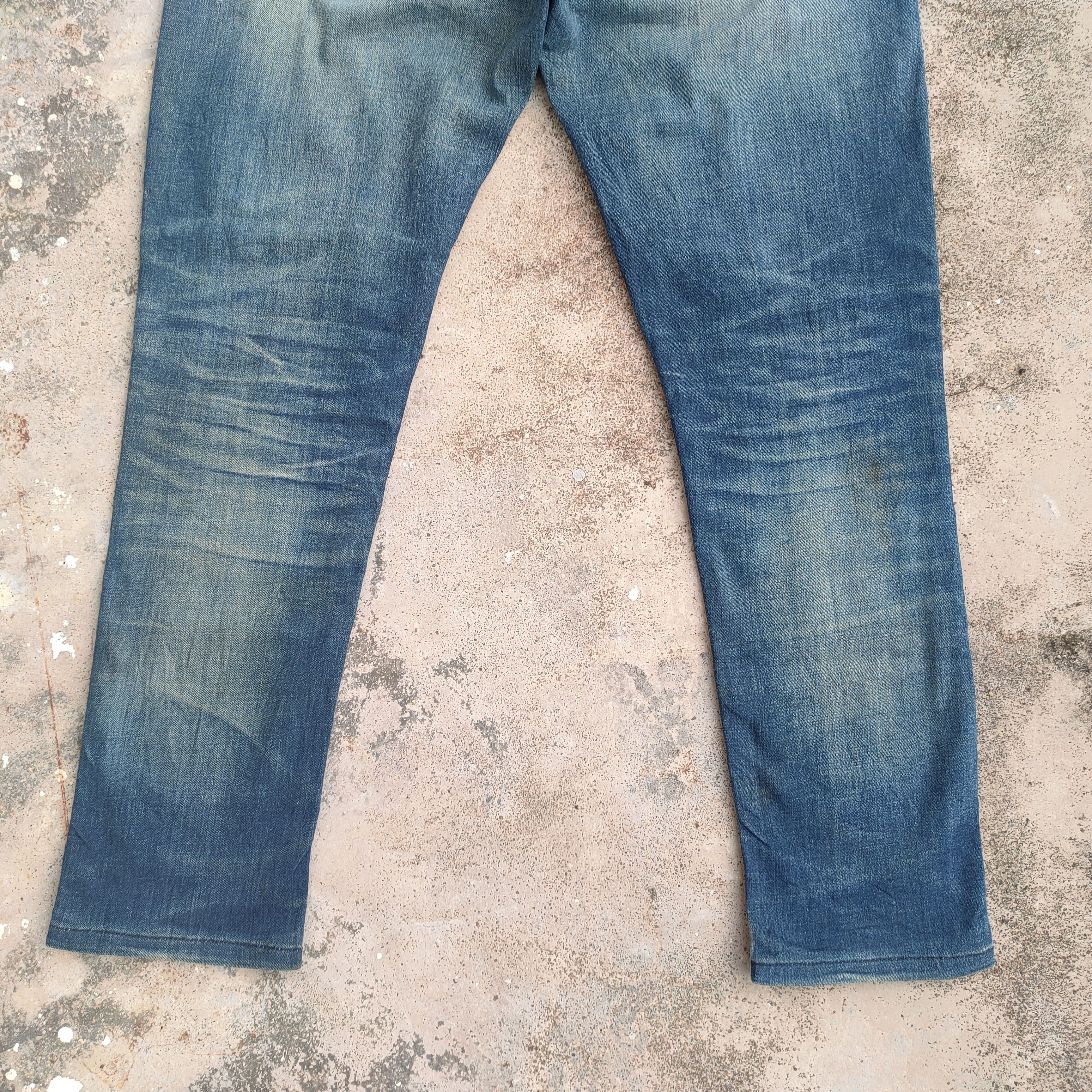 Burberry VINTAGE BURBERRY BLACK LABEL RUSTY RIPPED DENIM JEANS PANTS Size US 35 - 13 Thumbnail