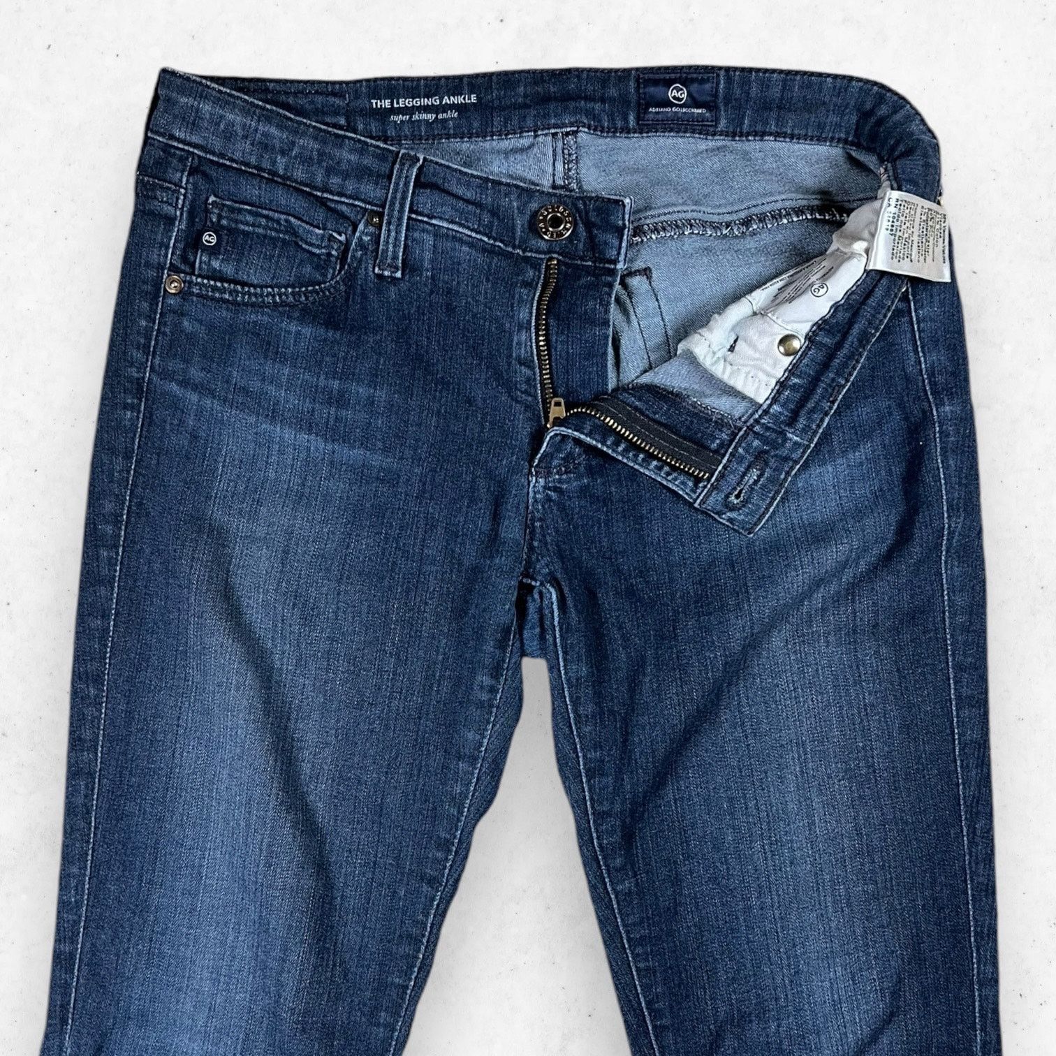 AG Adriano Goldschmied Adriano Goldschmied The Legging Ankle Super Skinny 26R Size 26" / US 2 / IT 38 - 3 Thumbnail