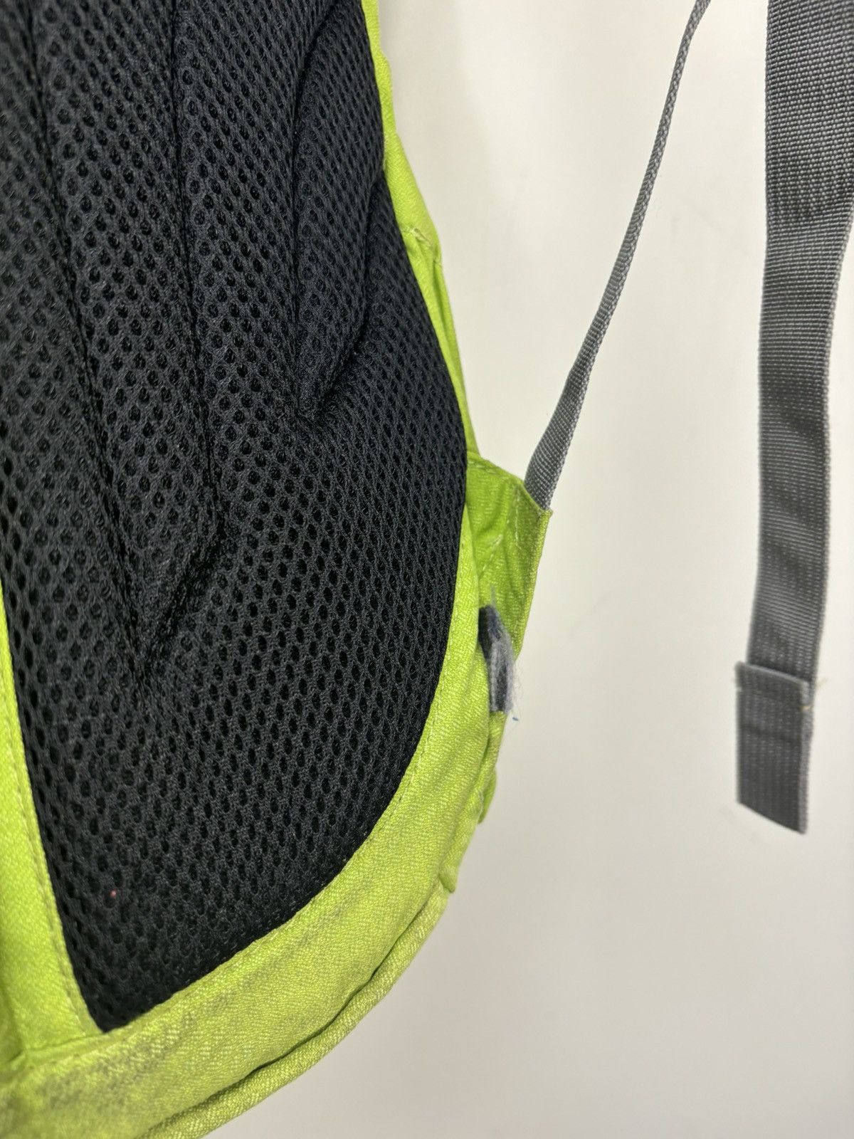 The North Face Vintage The North Face Mercury 18 Hiking Outdoor Backpack Size ONE SIZE - 13 Thumbnail