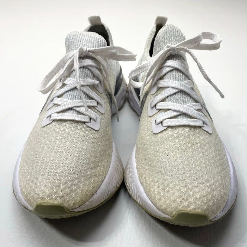 Nike Nike React Infinity Run Flyknit CD4372-101 Size 9.5 True White/Metallic Silver Size US 10 / IT 40 - 3 Thumbnail