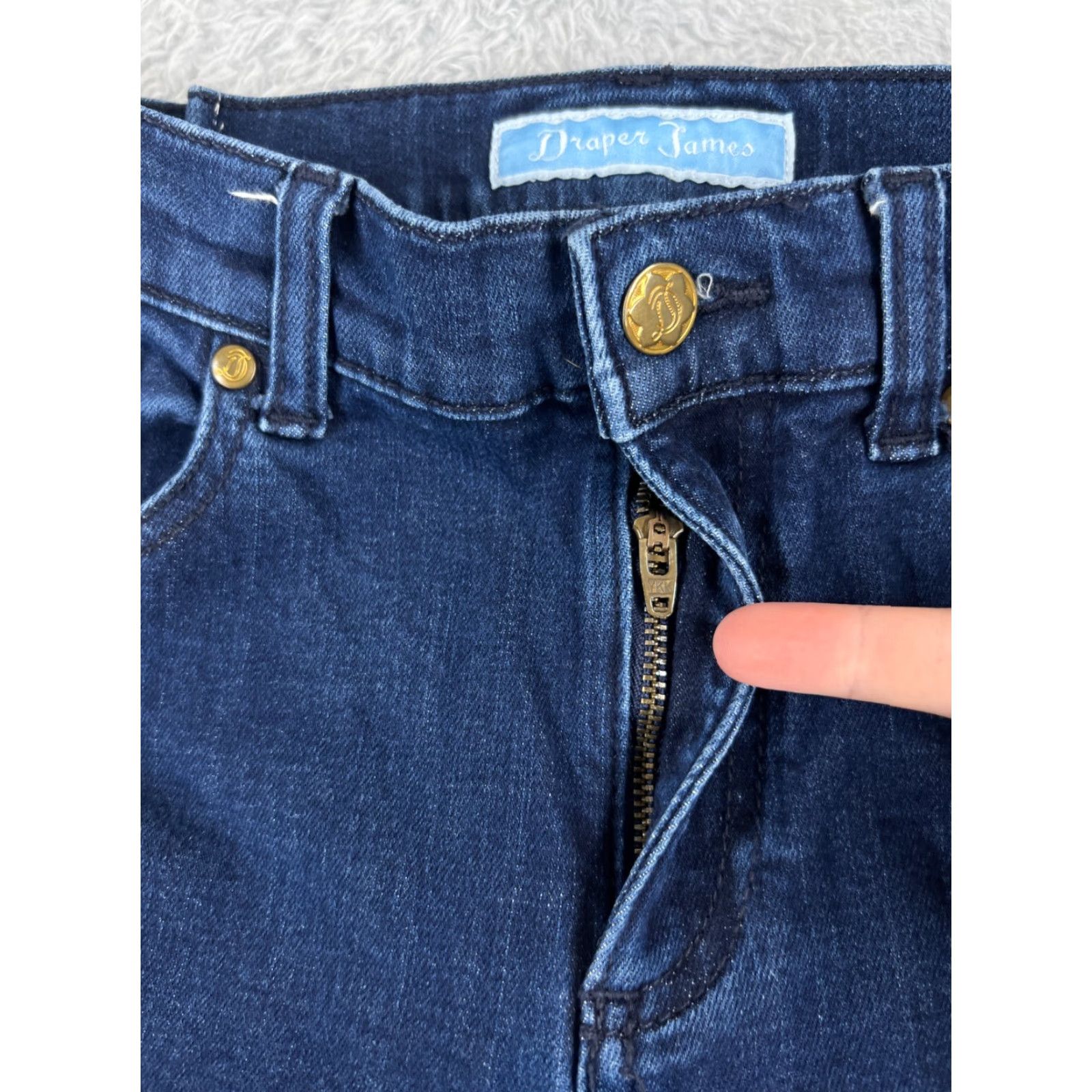 Vintage Draper James Jeans Womens 29 Blue Denim Straight Dark Wash Cotton 28x29 Jeans Brand Draper James Womens Jeans Dark Wash 29in Inseam 29 Size 29" - 5 Thumbnail