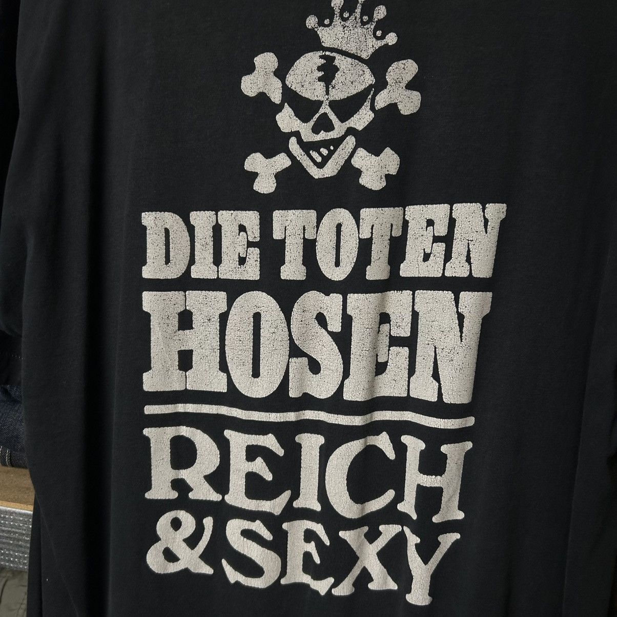 Band Tees Vintage Die Toten Hosen reich & Sexy 90’s single stitch tee Size US XL / EU 56 / 4 - 12 Thumbnail
