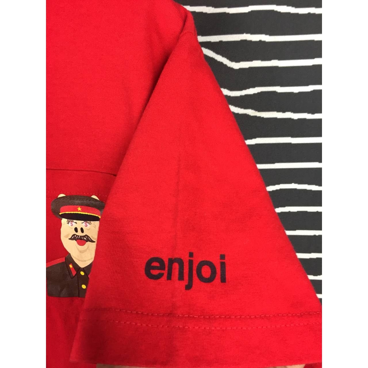 Enjoi × Vintage Vtg Y2K Enjoi Skateboards Stallin Pig Face Pocket Tee Size US M / EU 48-50 / 2 - 5 Thumbnail