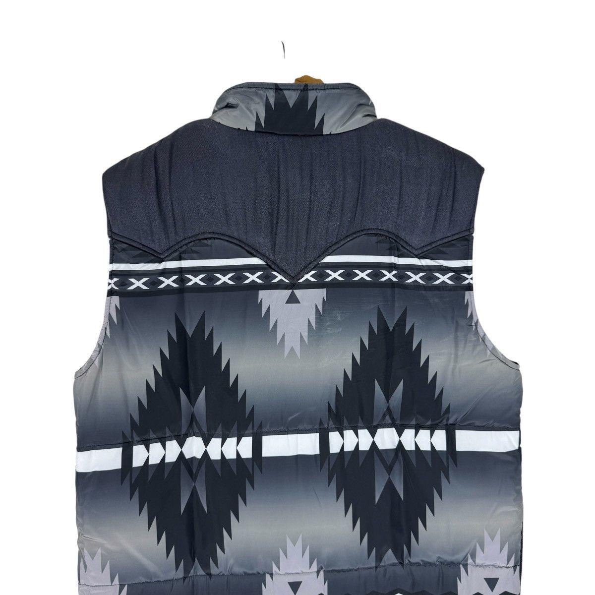 Native ☀️TITICACA NATIVE AZTEC LIGHT PUFFER VEST Size US M / EU 48-50 / 2 - 6 Thumbnail