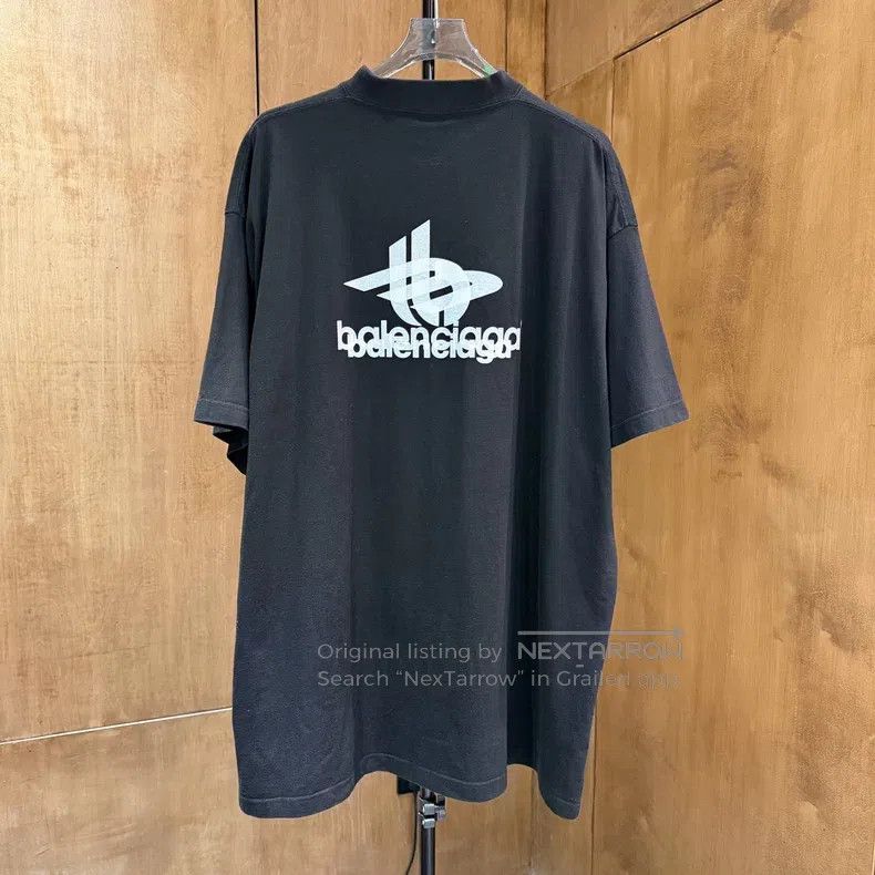 Balenciaga Balenciaga Phantom logo black short-sleeved shirt Size US XL / EU 56 / 4 - 2 Thumbnail