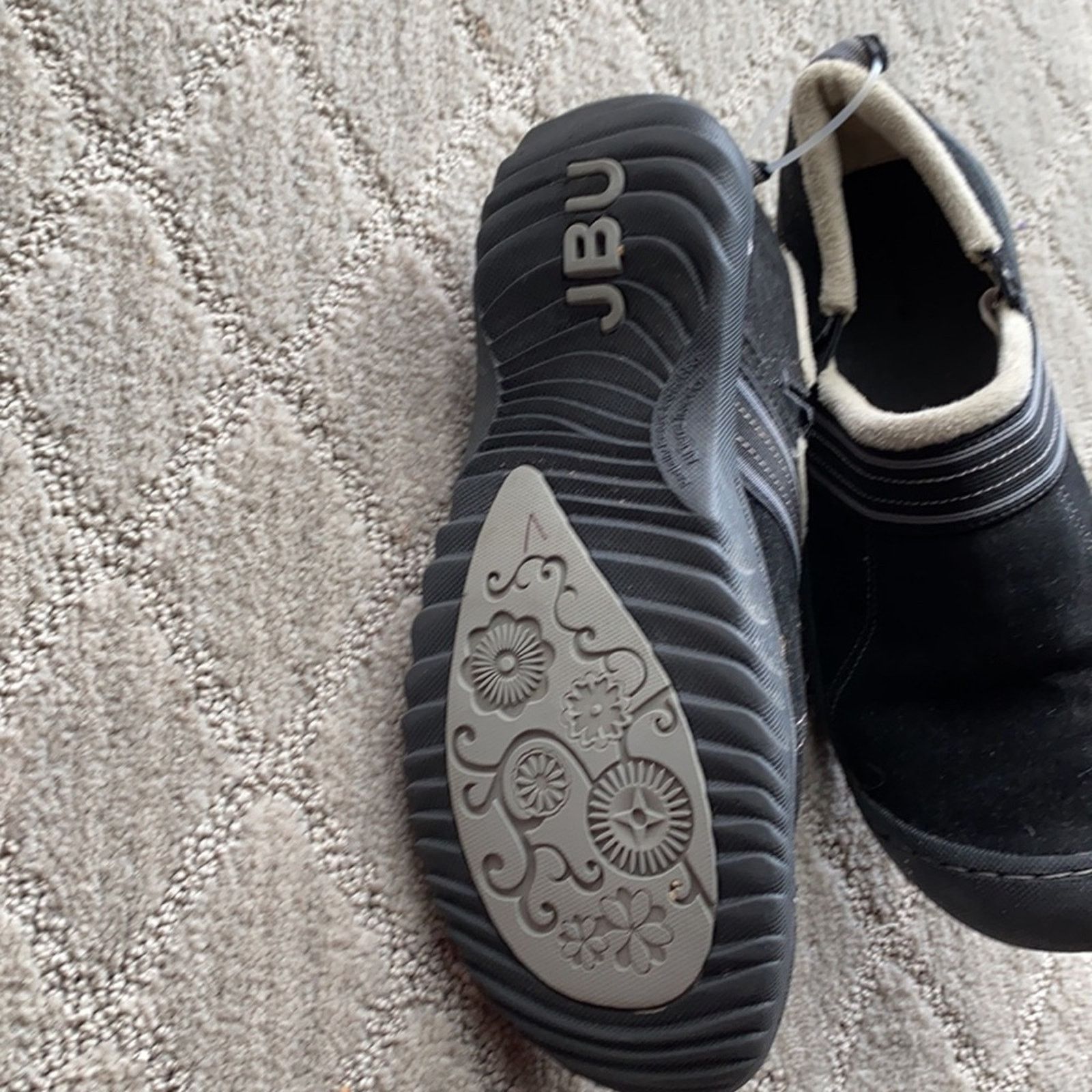 Other Jambu Black Velvet sherpa Lined All Terra Traction SlipOn Size US 7 / IT 37 - 7 Thumbnail