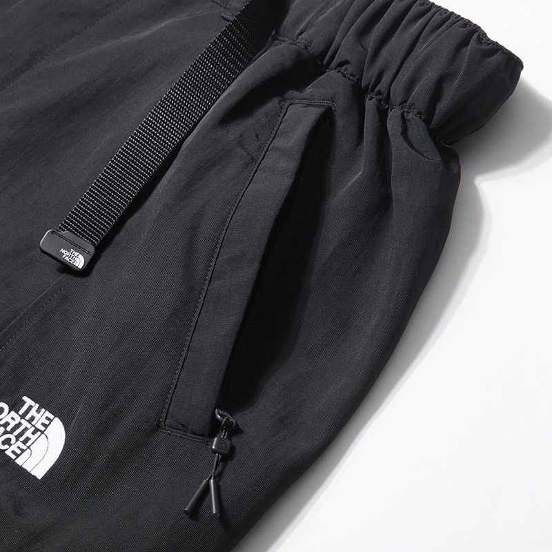 Kazuki Kuraishi × The North Face Urban Exploration KK OVESIZE SOLID CARGO SHORTS Size US 32 / EU 48 - 4 Thumbnail