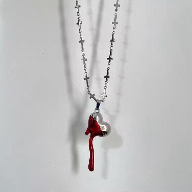 Jewelry × Vintage Red Bloody Love Heart Pendant Necklace Size ONE SIZE - 1 Thumbnail