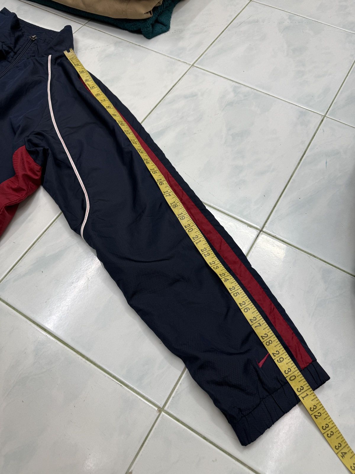Nike 🔥🔥🔥ARCHIVE NIKE LIGHT JACKET Size US XL / EU 56 / 4 - 11 Thumbnail