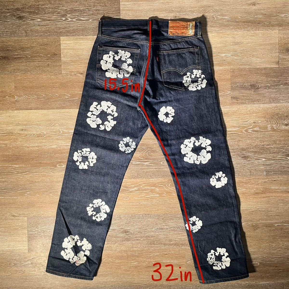 DENIM TEARS × Levi's levi denim tears selvedge wreath jeans Size US 34 / EU 50 - 2 Thumbnail