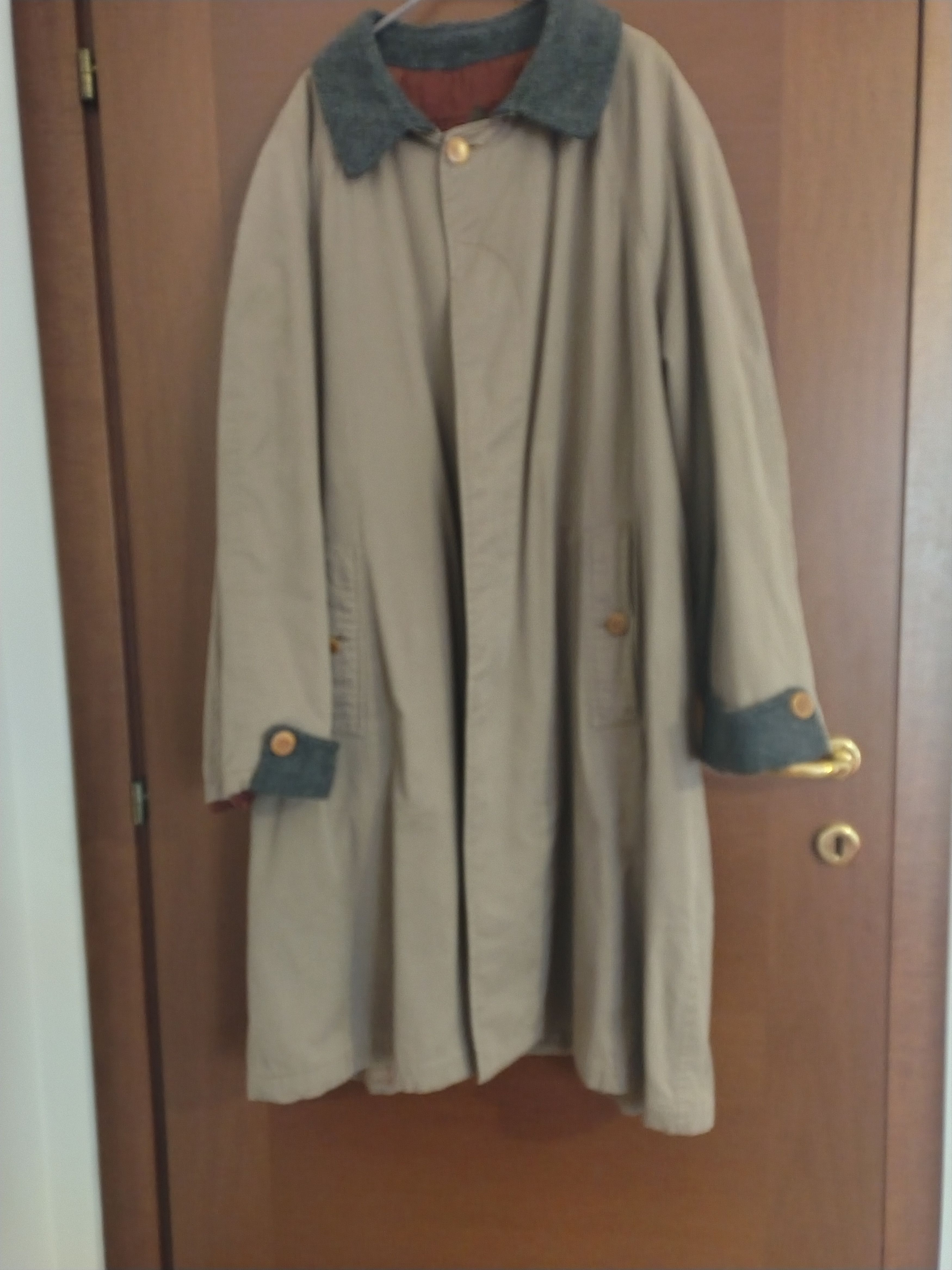 Valentino Vintage Valentino Trench Coat Made In Italy Size US XL / EU 56 / 4 - 9 Thumbnail