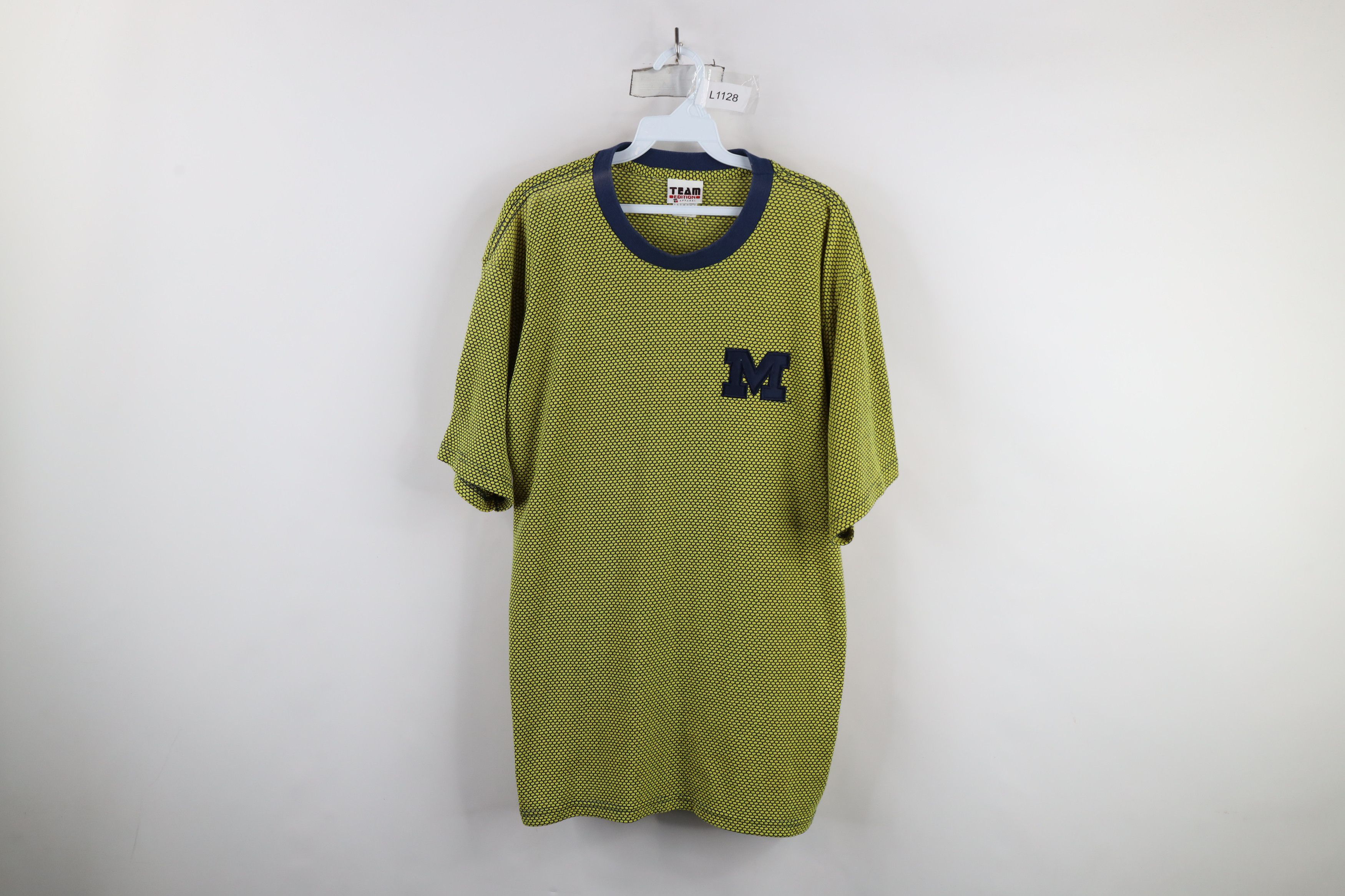 Vintage Vintage 90s of Michigan Short Sleeve T-Shirt Maize Size US L / EU 52-54 / 3 - 1 Thumbnail