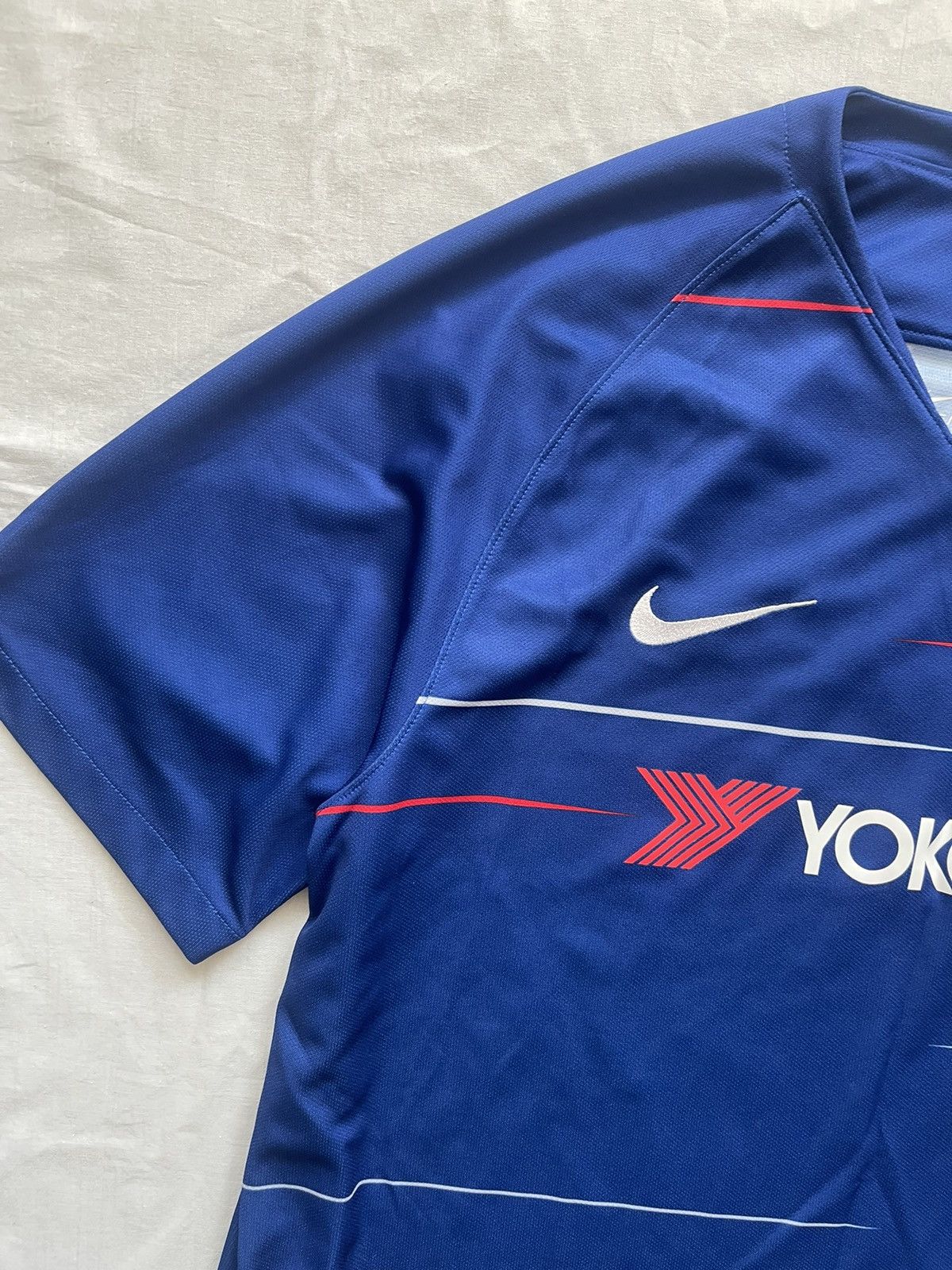 Chelsea Soccer × Nike Jersey Nike Chelsea 2018 Size US XL / EU 56 / 4 - 4 Thumbnail