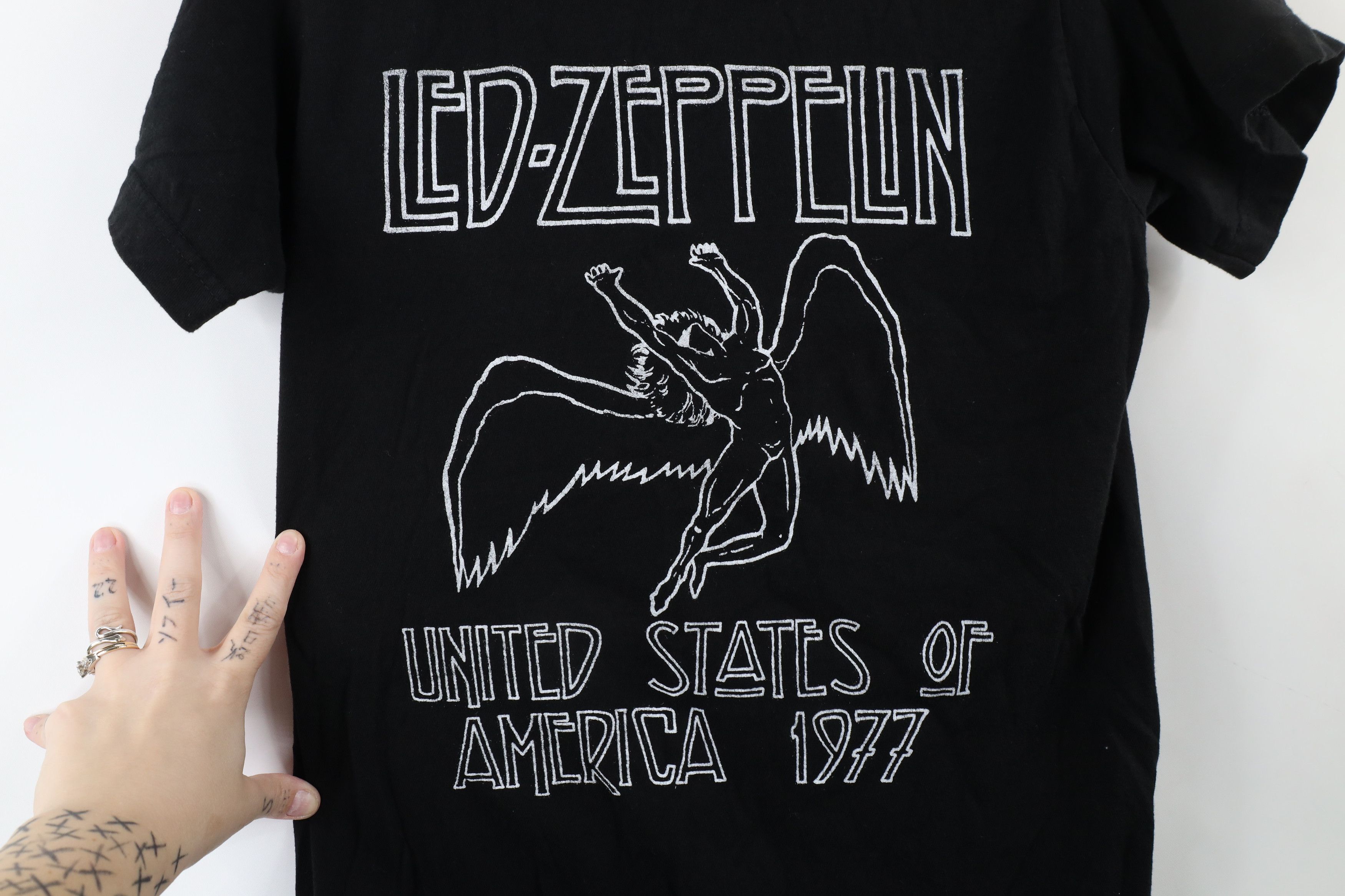 Vintage Retro 1977 Tour Led Zeppelin Band Short Sleeve T-Shirt Black Size US S / EU 44-46 / 1 - 4 Thumbnail