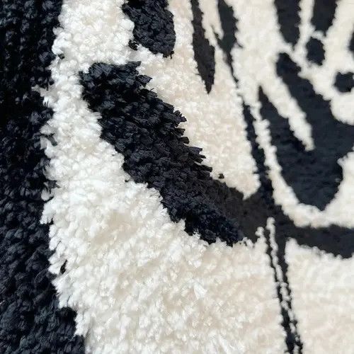 VIBE Handmade Plush Tufted Rug Carpet Girl Body For Bathroom Size ONE SIZE - 6 Thumbnail