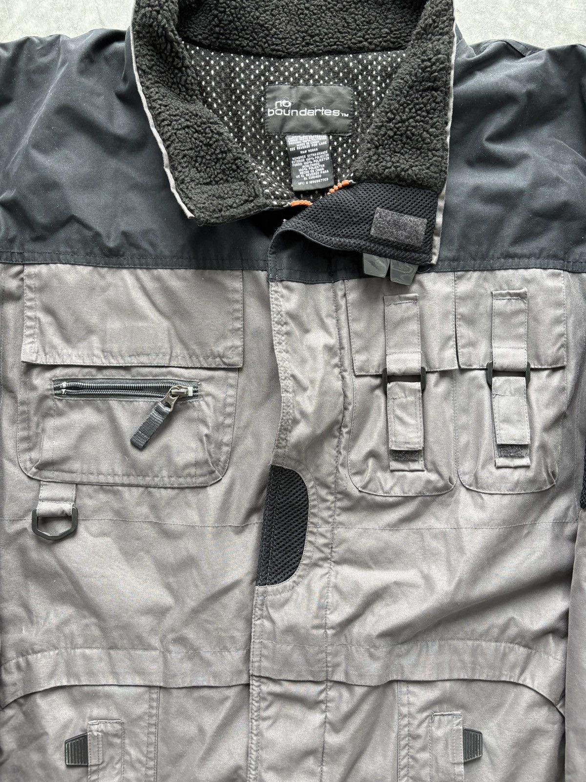 Vintage Vintage Y2K No Boundaries Snowboarding Jacket Utility Gorp Size US XL / EU 56 / 4 - 2 Thumbnail