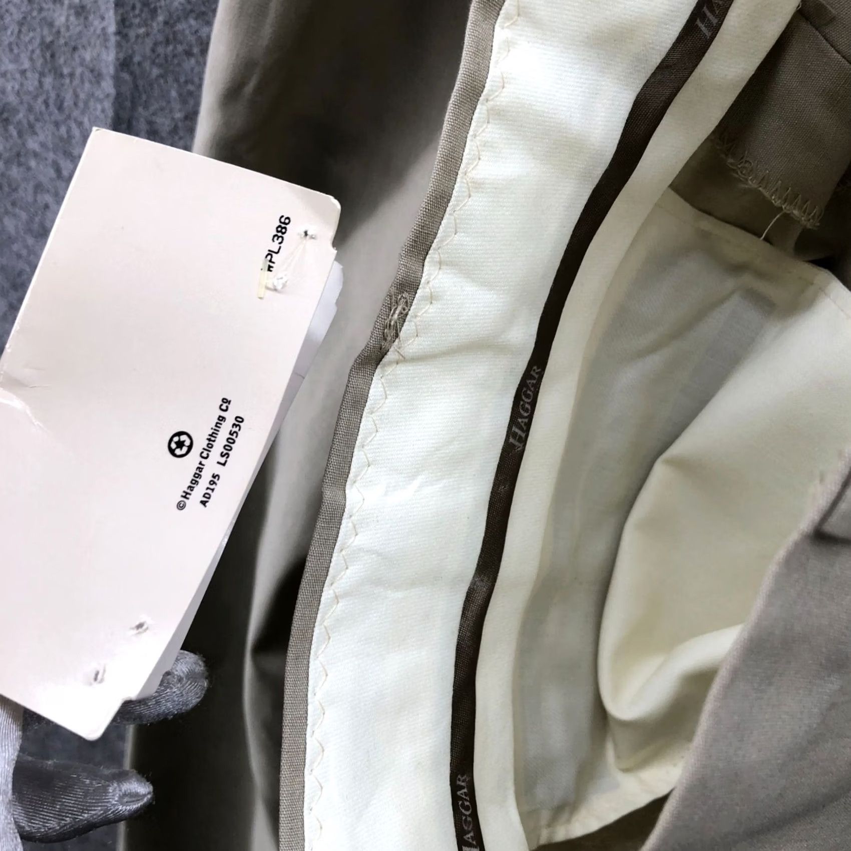 Haggar VINTAGE Haggar Pants Mens 34x34 Beige Straight Classic Chino Khaki Dress Size US 34 / EU 50 - 6 Thumbnail