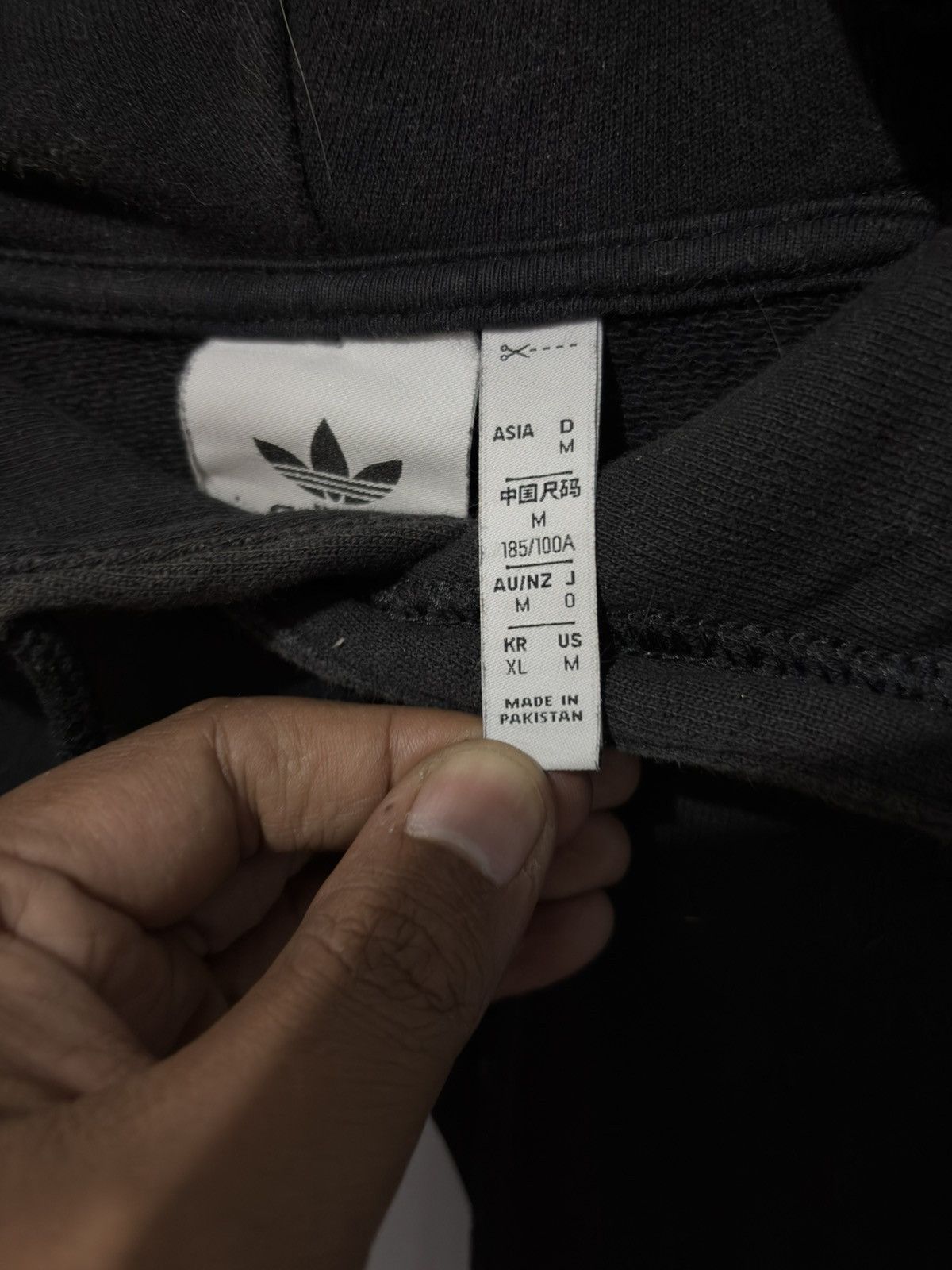Adidas Adidas Originals Trefoil Black Hoodie Vintage Style Size US M / EU 48-50 / 2 - 10 Thumbnail