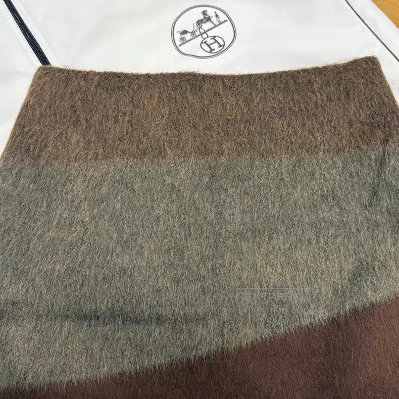 Hermes Hermes Cashmere Mohair Three Tone Short Skirt Size 24" / US 00 / IT 34 - 3 Thumbnail