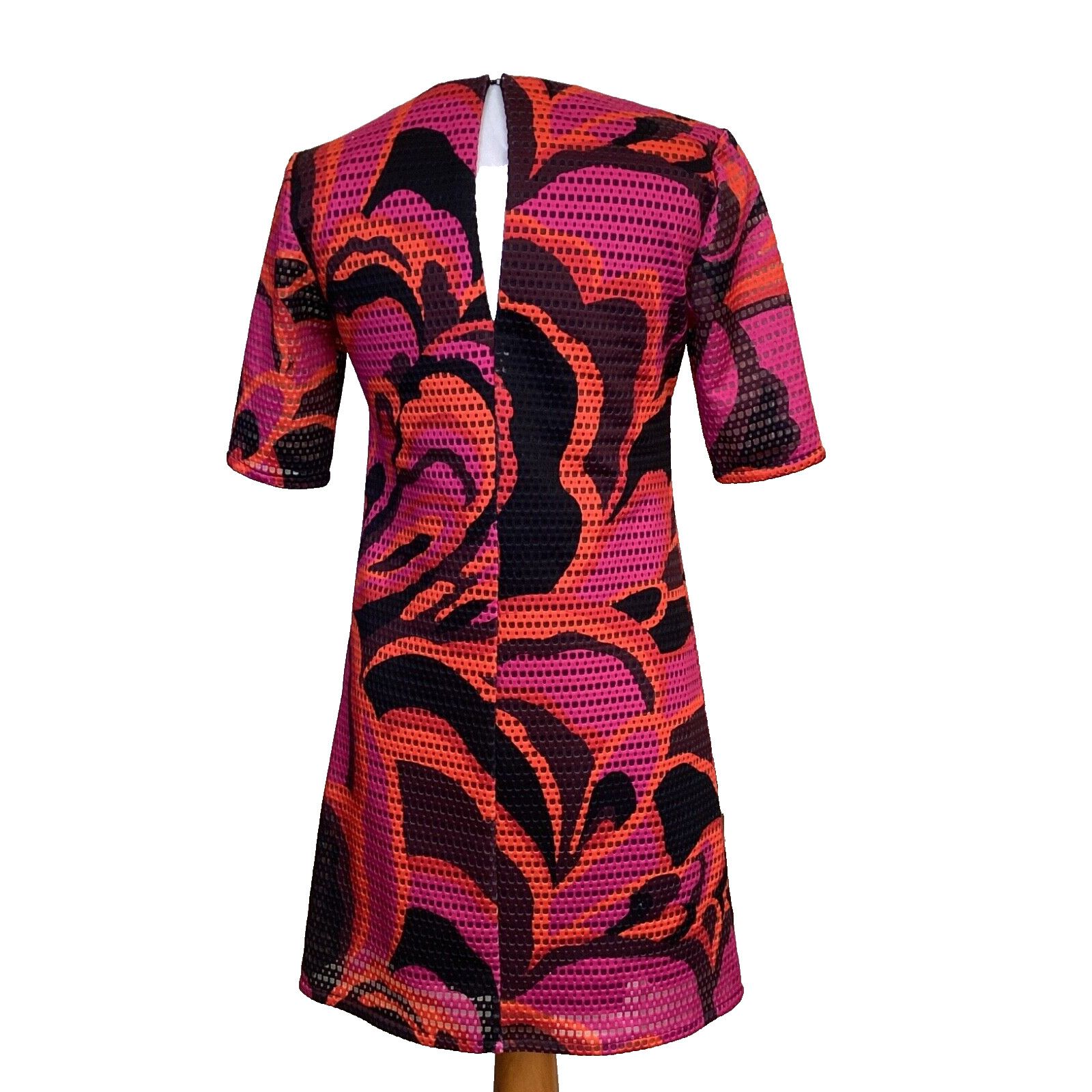 Trina Turk TRINA TURK MOD PRINT LASER CUT SHEATH MINI GO-GO DRESS SZ S Size S / US 4 / IT 40 - 5 Thumbnail