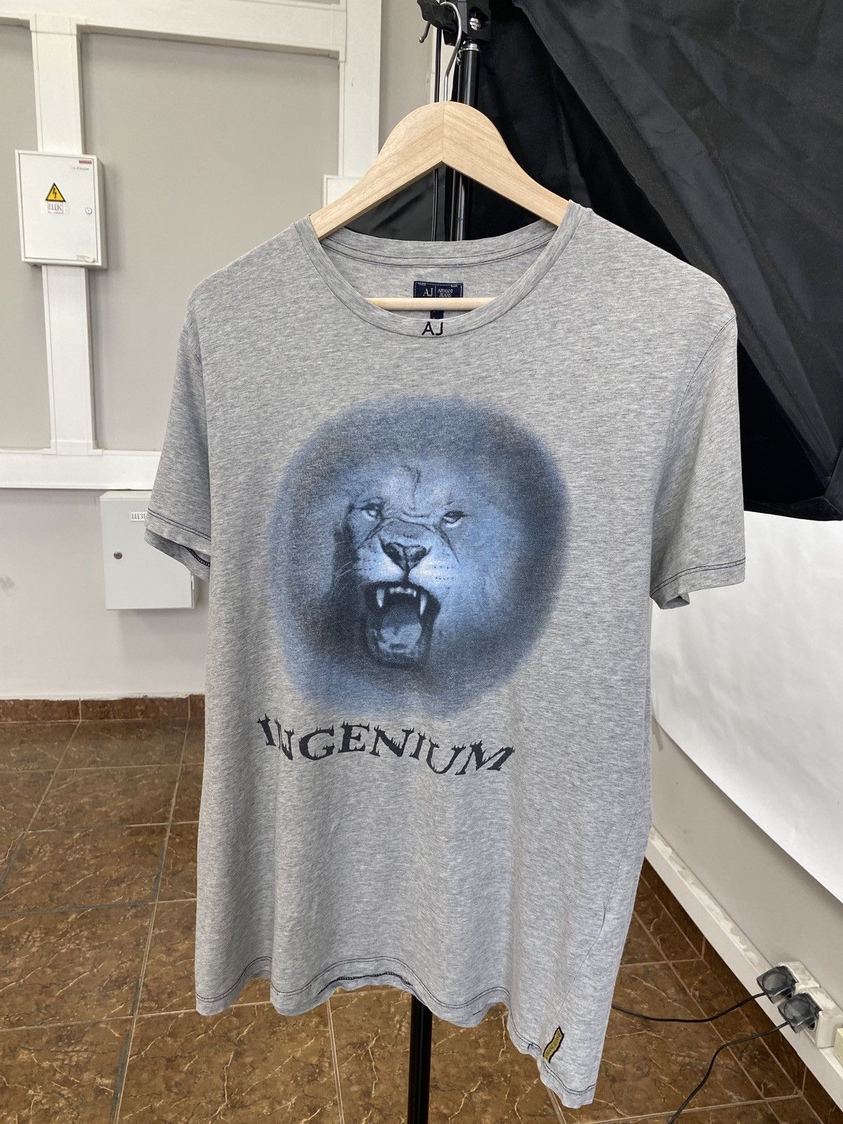 Armani 🇺🇸 Vintage 90s Armani Lion Ingenium Mighty latin language tee Size US XL / EU 56 / 4 - 1 Thumbnail
