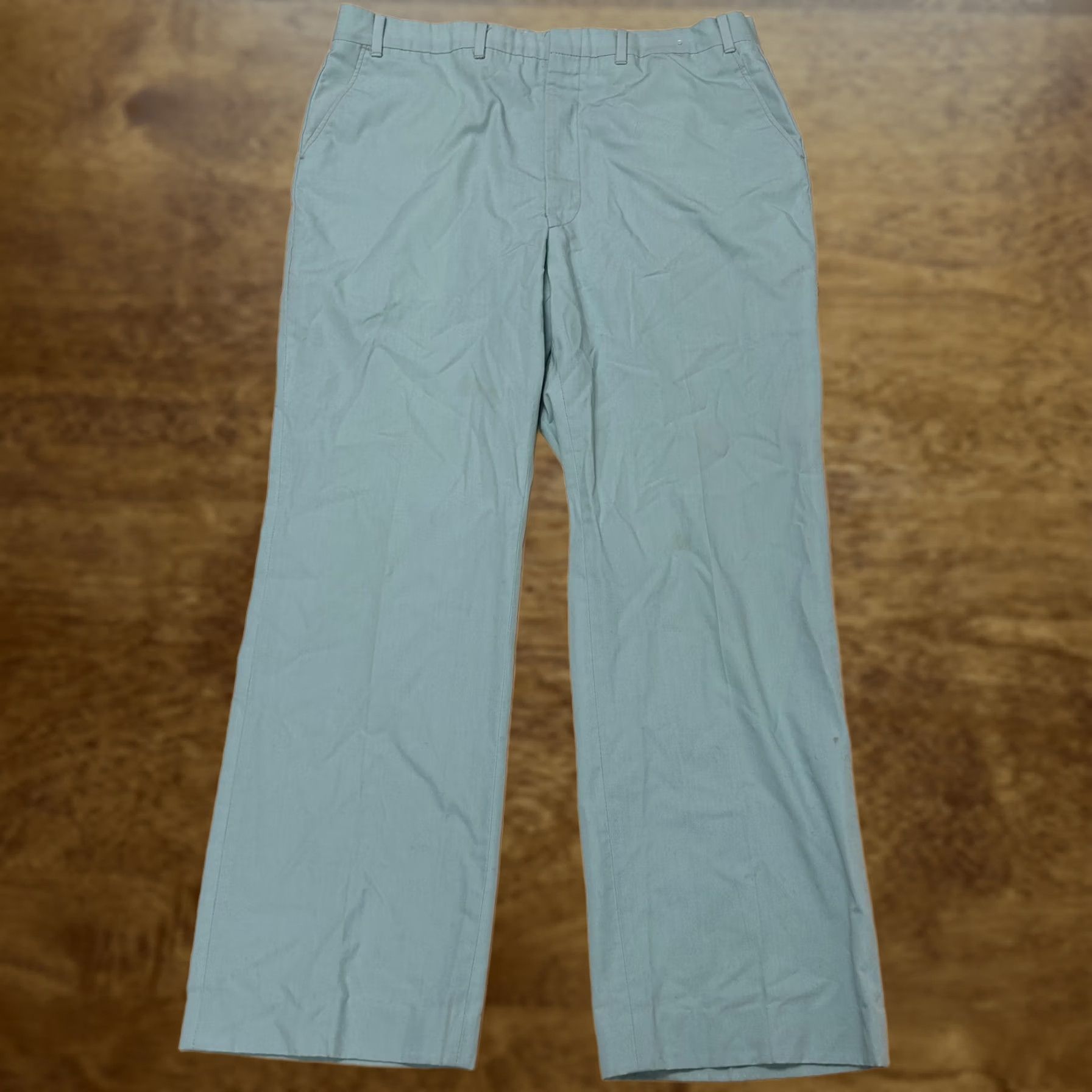 Vintage Vintage Green Chino Pants Men 36x28 Regular Fit Straight Leg Cotton Blend Casual Slim? No Size US 36 / EU 52 - 1 Thumbnail