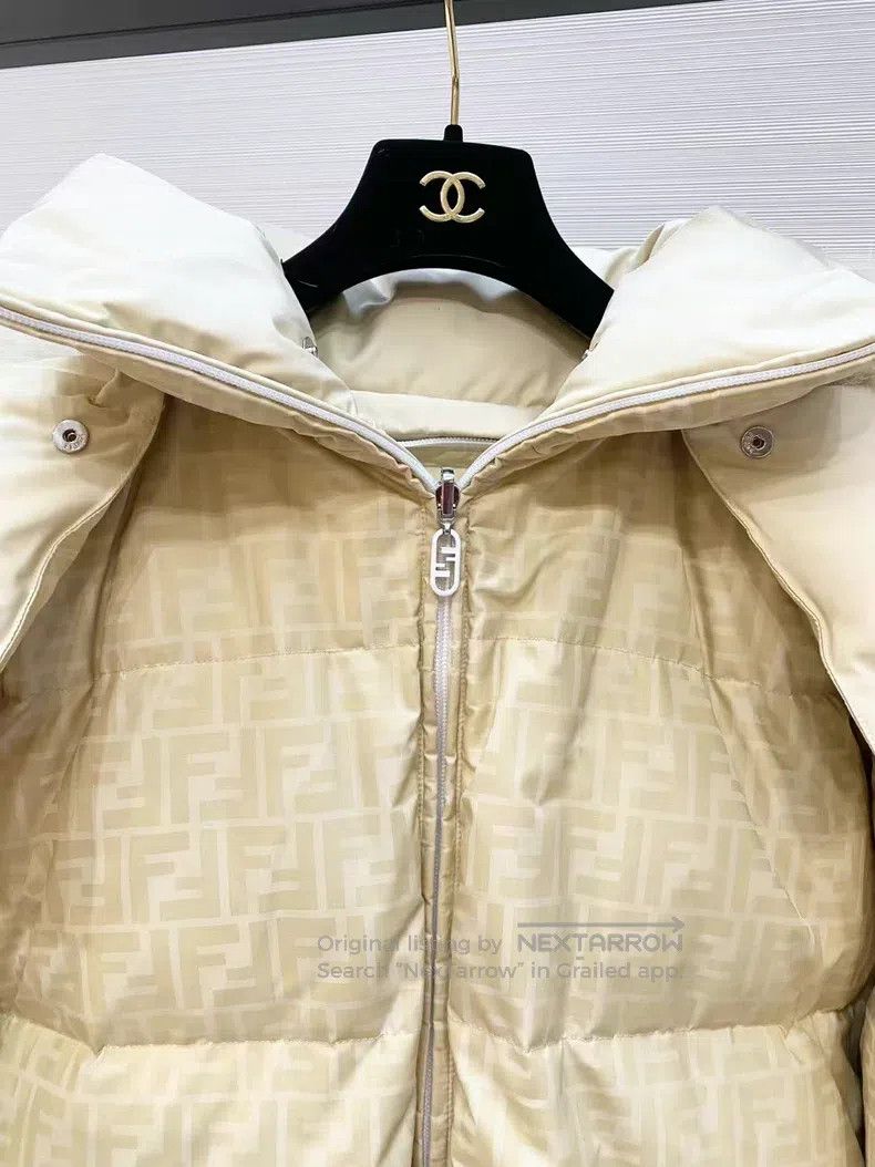 Fendi Fendi Reversible Down Jacket Size S / US 4 / IT 40 - 4 Thumbnail