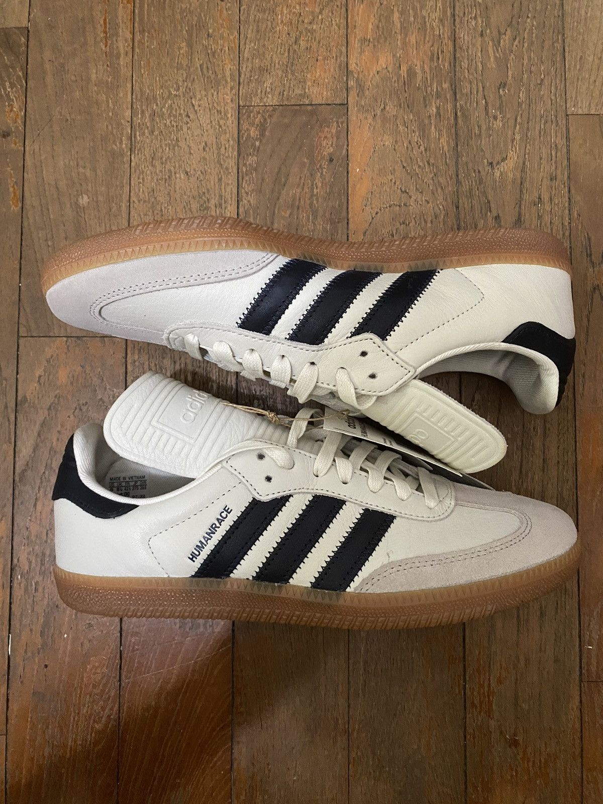 Adidas × Humanrace × Pharrell Adidas Samba Humanrace Size US 9 / EU 42 - 2 Thumbnail