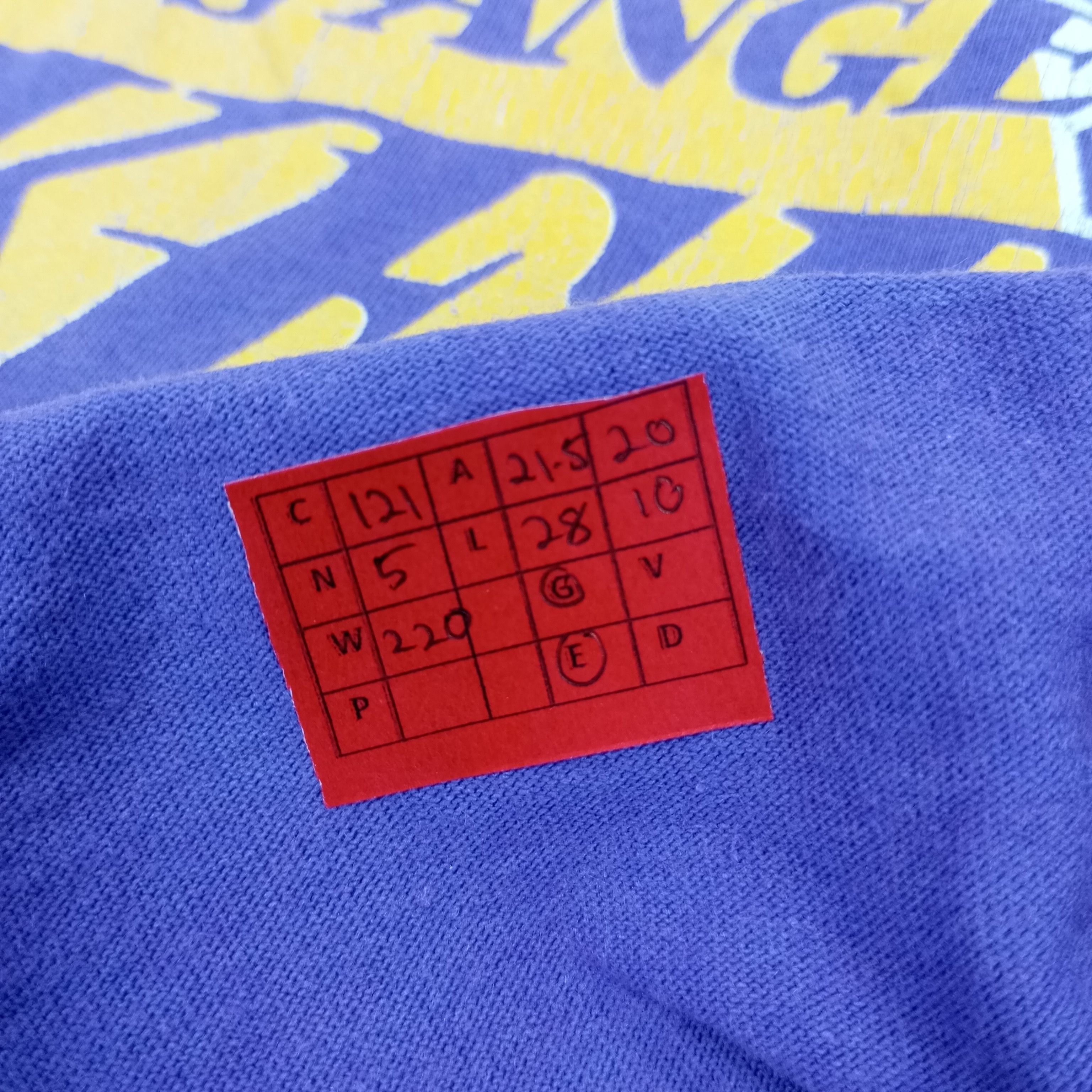 NBA × Vintage Lakers Los Angeles Basketball NBA Team Vintage Tshirt Size US L / EU 52-54 / 3 - 13 Thumbnail