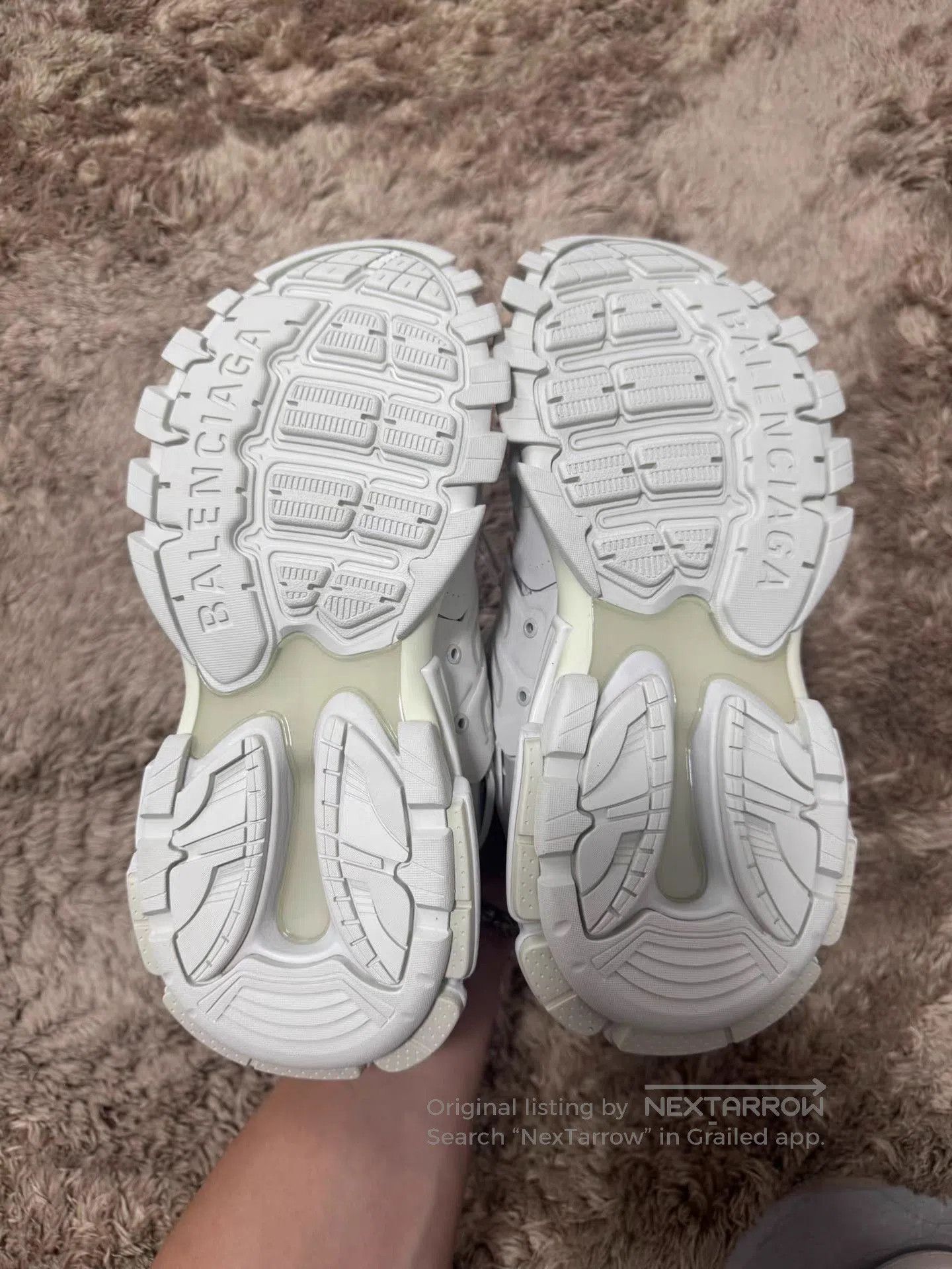 Balenciaga White Hitop Sneakers Size 7. Size US 7 / EU 40 - 6 Thumbnail