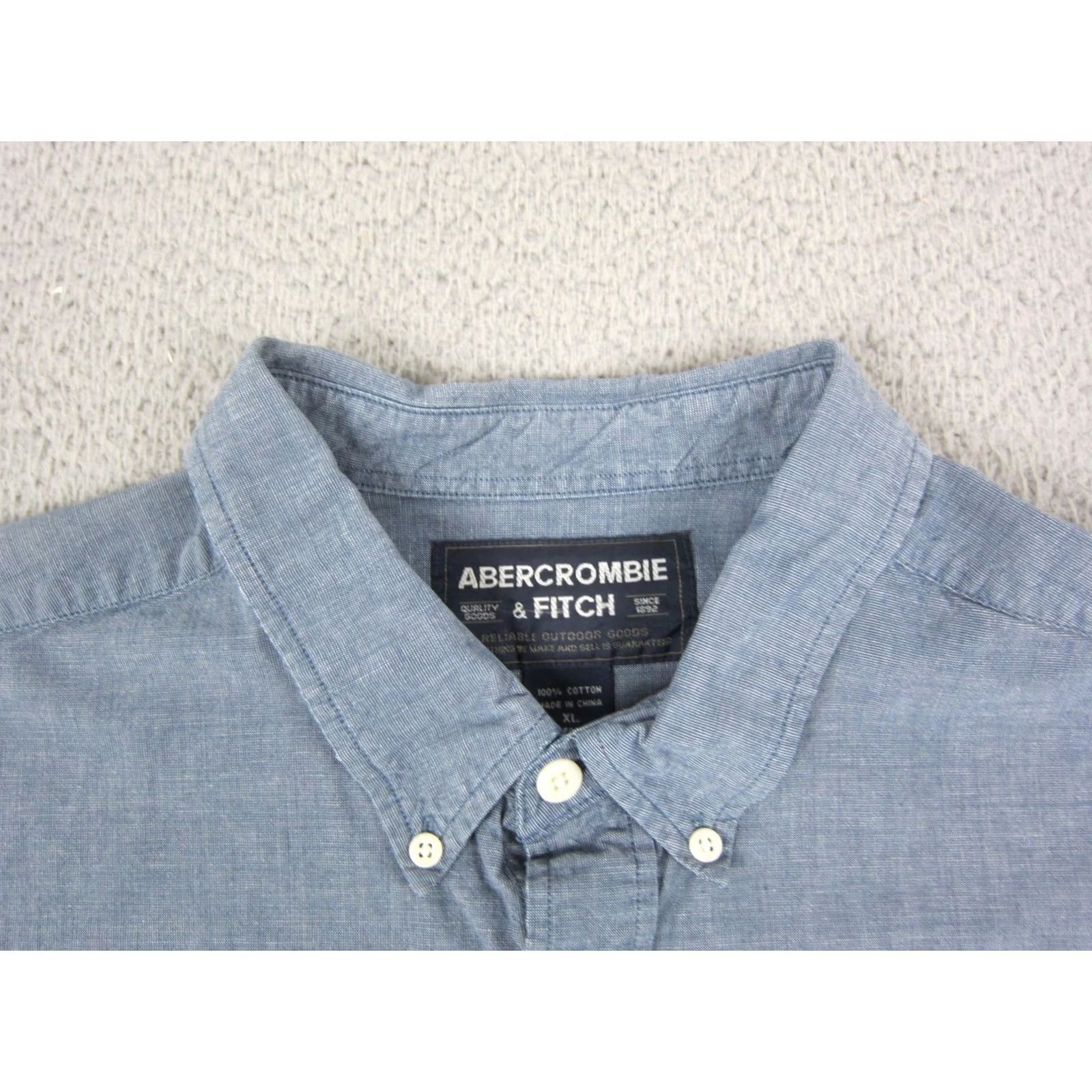 Abercrombie & Fitch VINTAGE Abercrombie & Fitch Shirt Mens XL Blue Chambray Button Down Size US XL / EU 56 / 4 - 3 Thumbnail