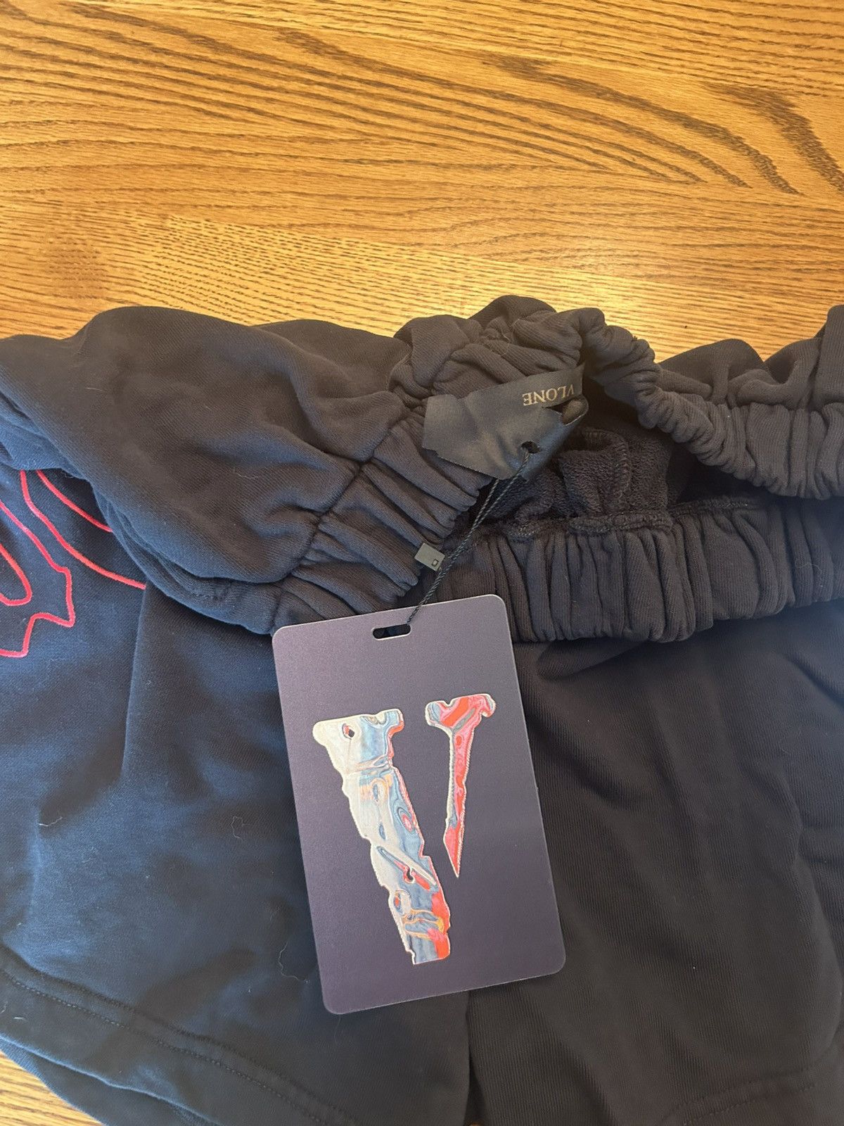 Vlone Vlone Lifestyle Shorts (L) Size US 34 / EU 50 - 4 Thumbnail