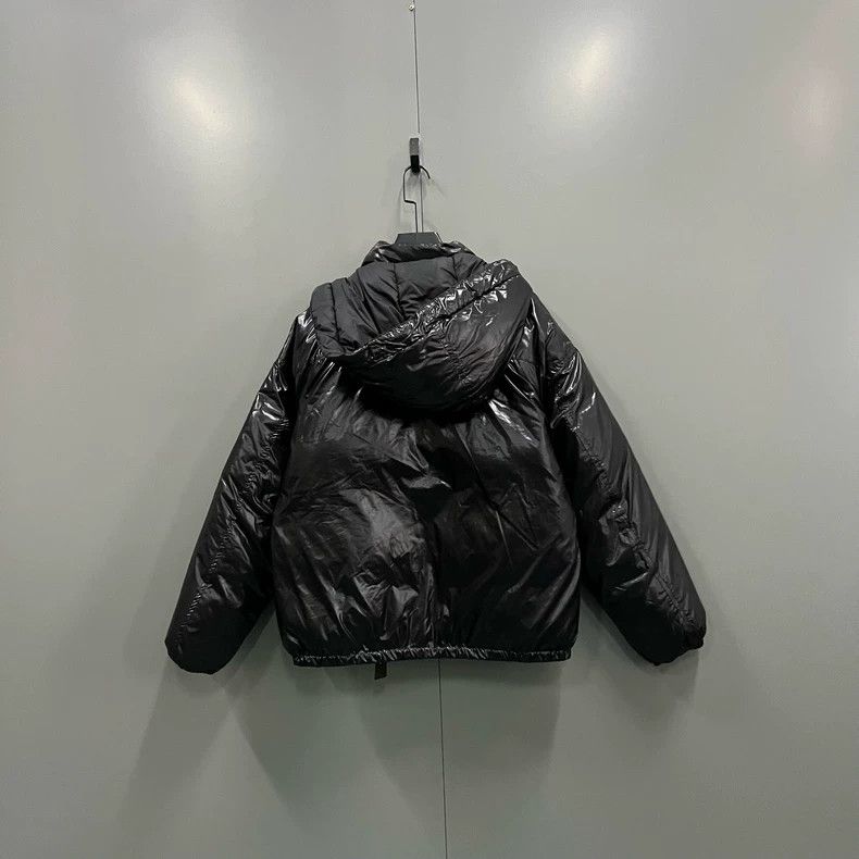 Givenchy Givenchy Size52 Black Small Logo Hooded Down Jacket Size US M / EU 48-50 / 2 - 2 Thumbnail