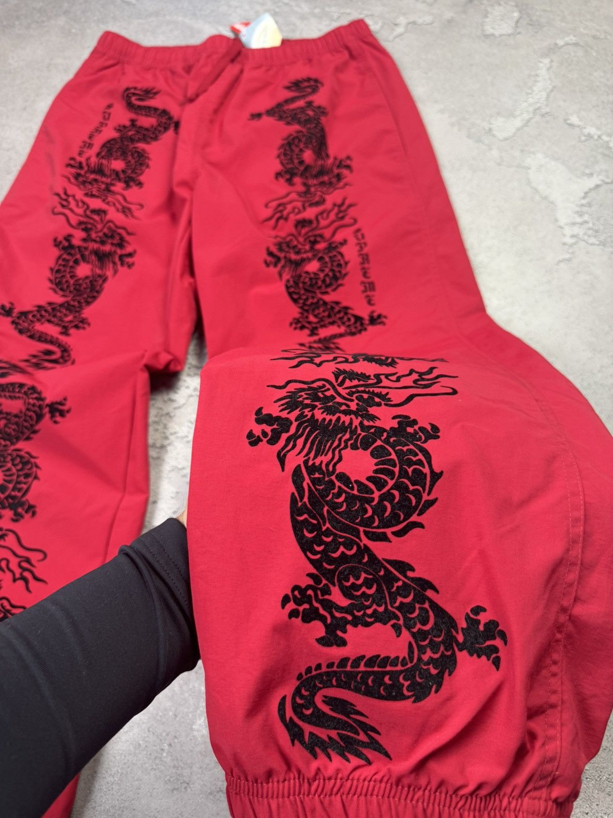 Supreme Supreme dragon track pants Size US 32 / EU 48 - 2 Thumbnail