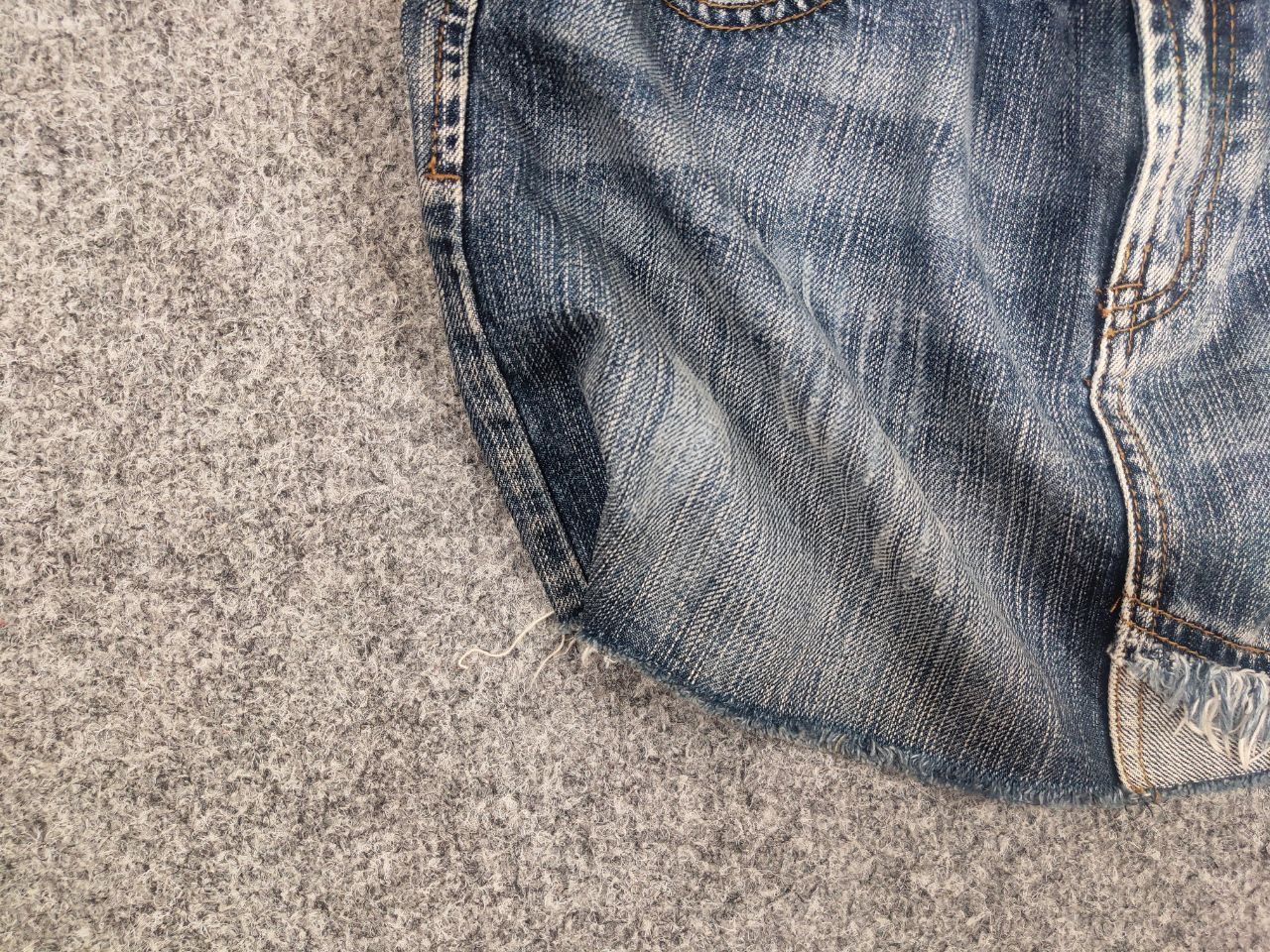 Le Grande Bleu (L.G.B.) le grande bleu (l.g.b.) Style Mini Skirt Vintage denim Y2K Size 28" / US 6 / IT 42 - 5 Thumbnail