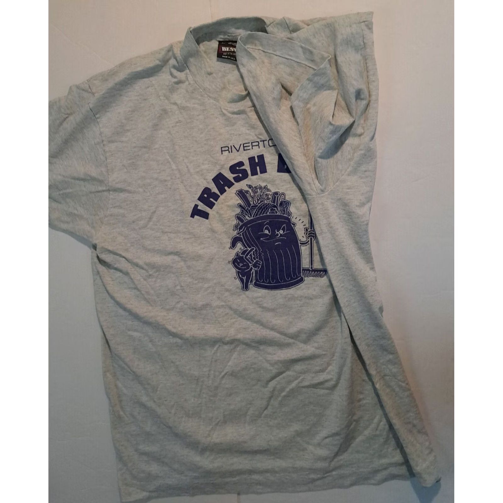 Fruit Of The Loom VINTAGE Rivertown Detroit USA Made T-Shirt Mens L Light Grey 1990s Stitch Short Sleeve Solid Size US L / EU 52-54 / 3 - 3 Thumbnail